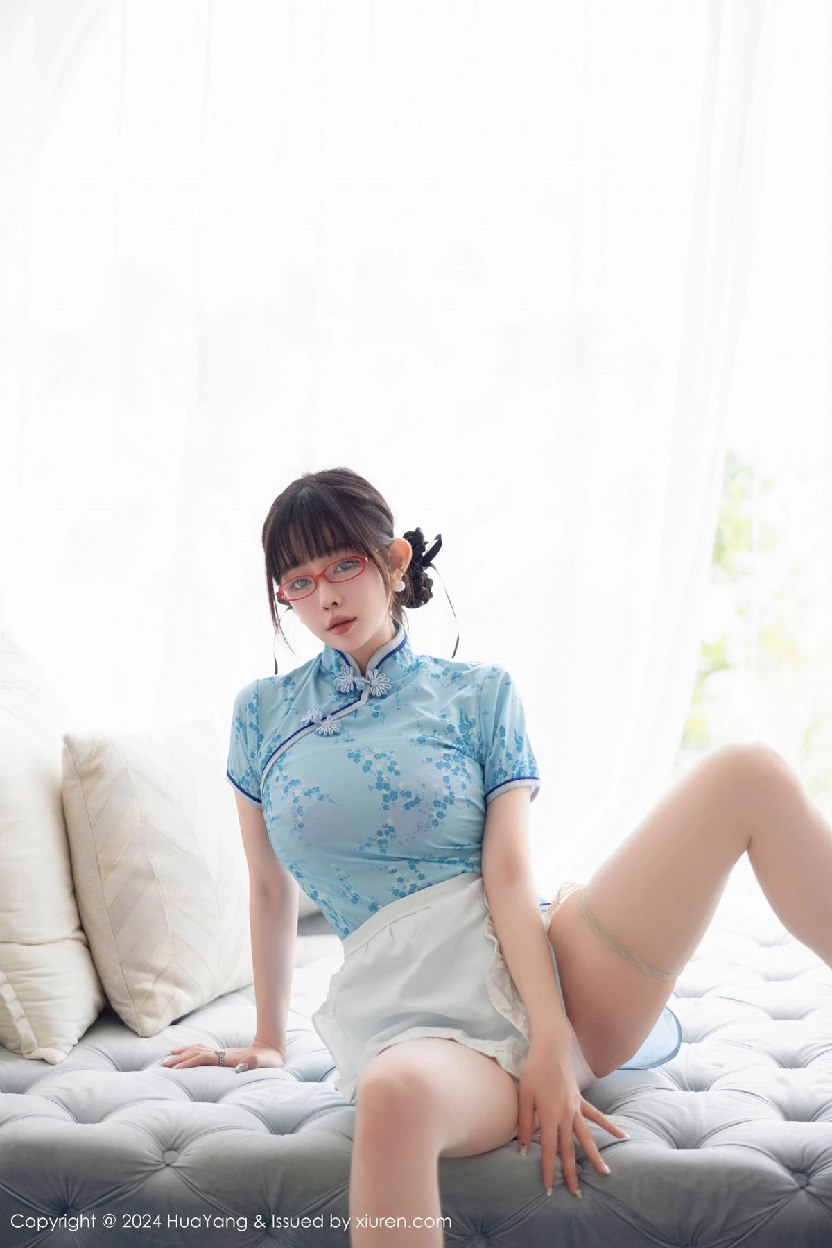 秀人集.com_[HuaYang花漾]Vol.593_女神王雨纯性感淡绿露肩连衣长裙配白丝袜秀曼妙身姿诱惑写真93P