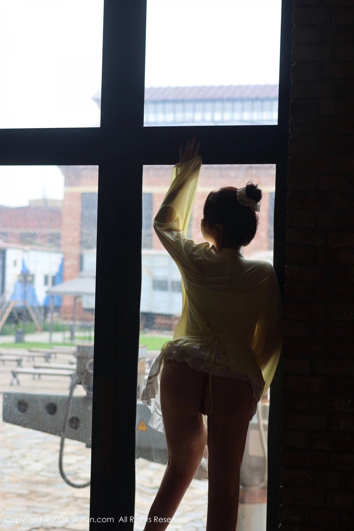 秀人集.com_[XiuRen秀人网]No.9024_模特小薯条nienie性感黄色上衣配白色短裙秀曼妙身姿迷人写真89P