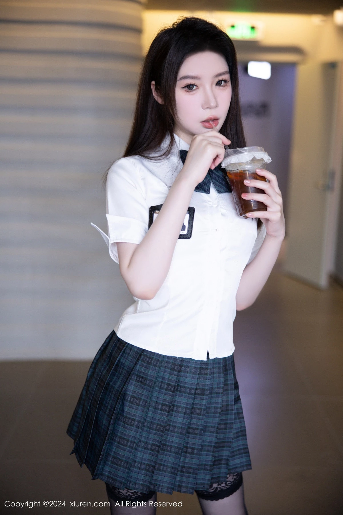 秀人集.com_[XiuRen秀人网]No.9074_模特梦心玥性感JK制服配黑丝袜露白色内衣秀高挑身材诱惑写真91P