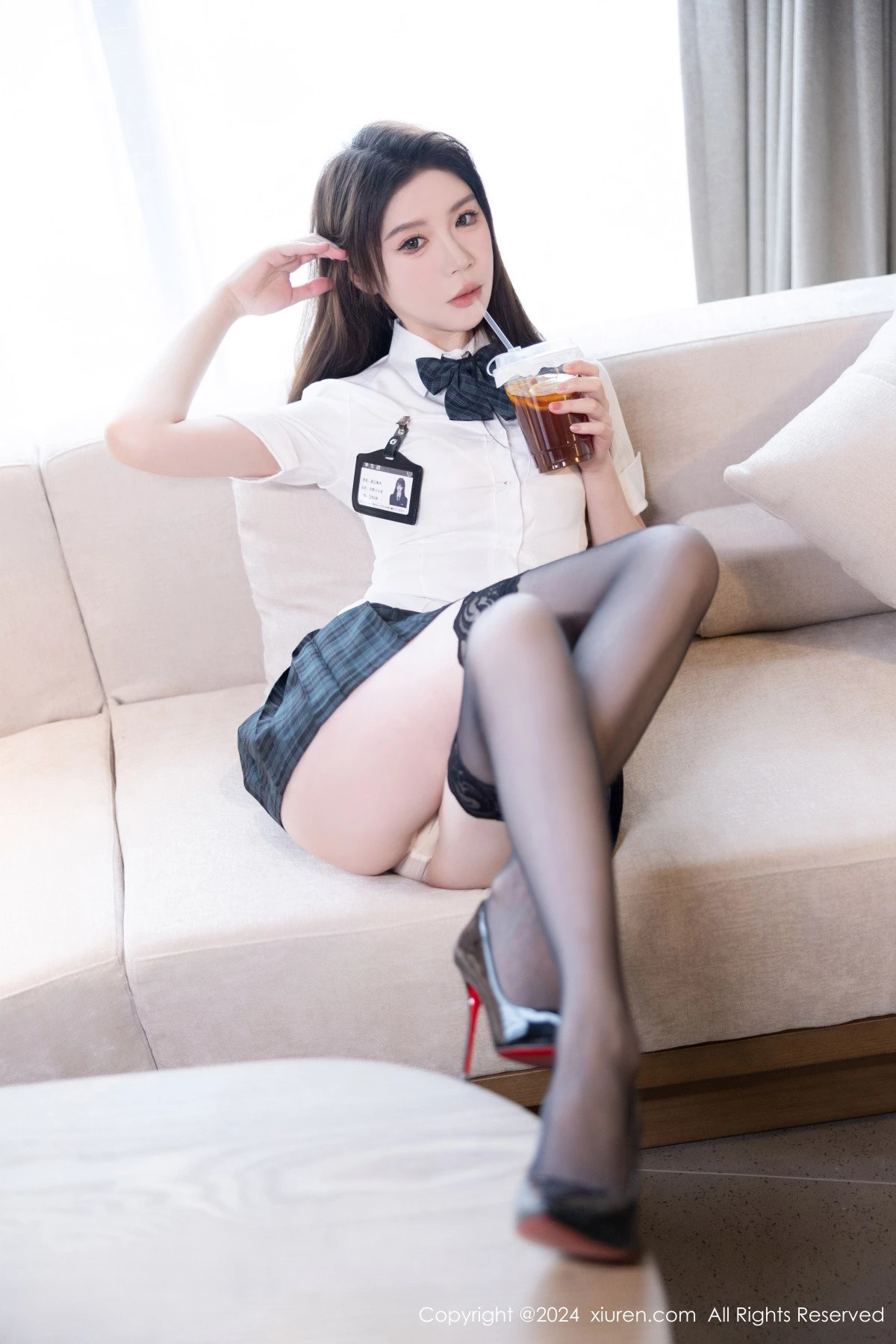 秀人集.com_[XiuRen秀人网]No.9074_模特梦心玥性感JK制服配黑丝袜露白色内衣秀高挑身材诱惑写真91P