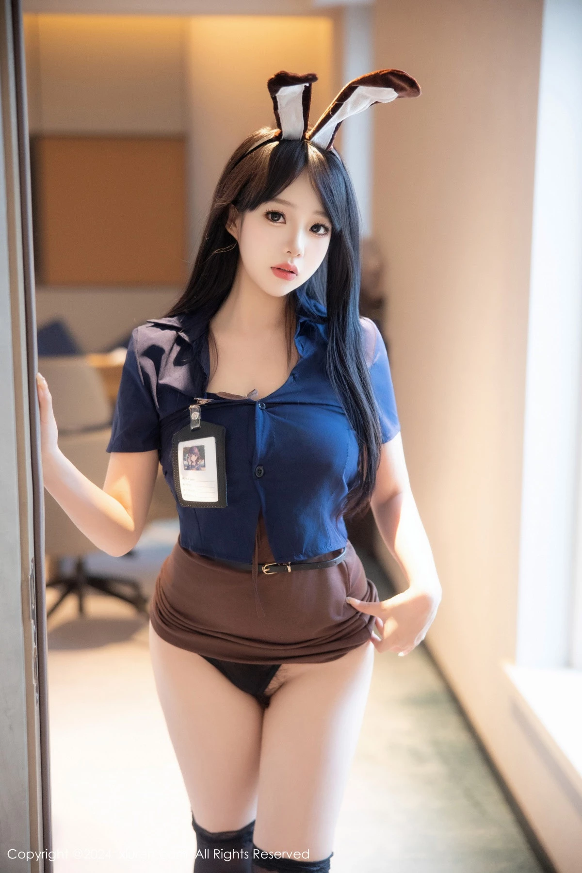 秀人集.com_[XiuRen秀人网]No.9083_模特黎秋秋私房性感深蓝OL服饰配超薄黑丝秀完美身材诱惑写真81P