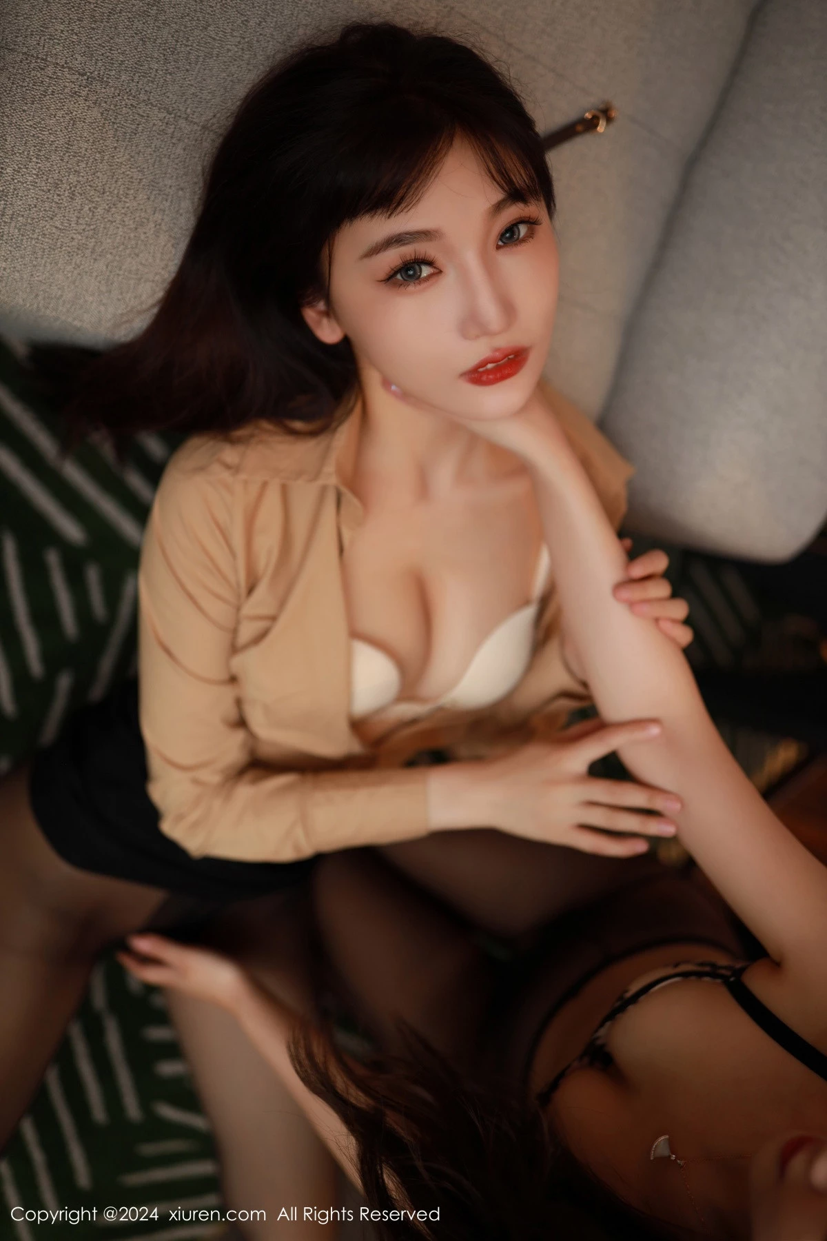 秀人集.com_[XiuRen秀人网]No.9088_模特陆萱萱蒙眼主题性感OL服饰配超薄黑丝秀柔美身姿诱惑写真81P