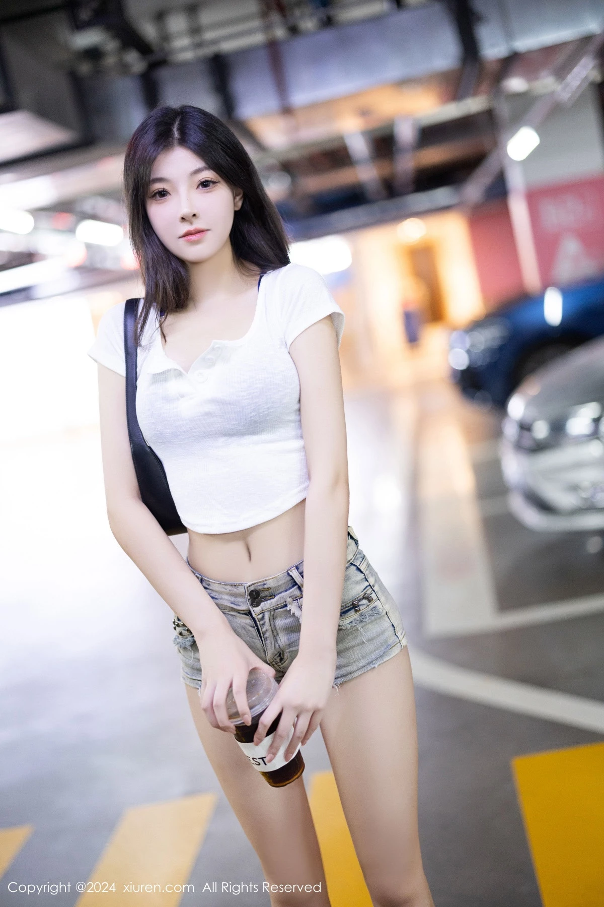 秀人集.com_[XiuRen秀人网]No.9141_新人模特初梦瑶性感白T配牛仔短裤露蓝色内衣秀曼妙身姿诱惑写真86P