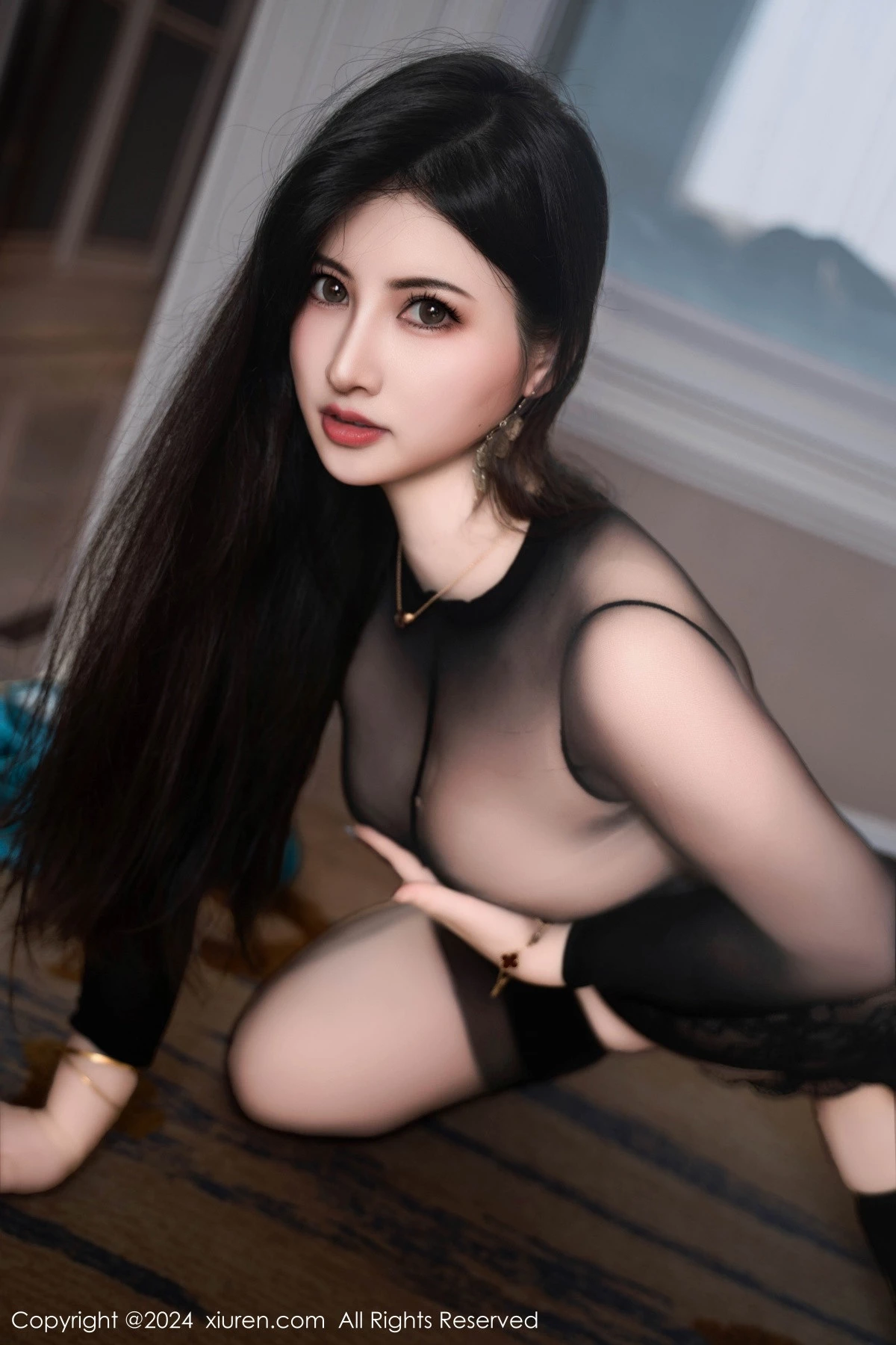 秀人集.com_[XiuRen秀人网]No.9039_模特诗诗kiki性感翠绿色短裙露黑色轻透上衣配黑丝吊袜魅惑写真134P