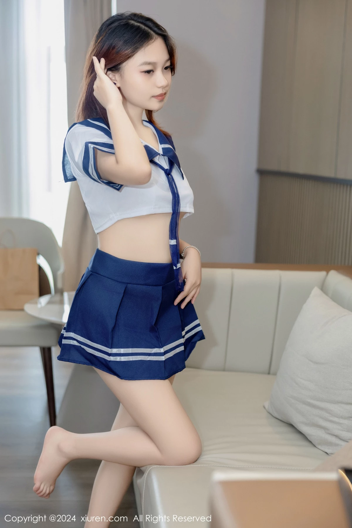 秀人集.com_[XiuRen秀人网]No.9037_新人模特吴婷婉性感黑色薄纱露白色轻透内衣秀惹火身材诱惑写真86P