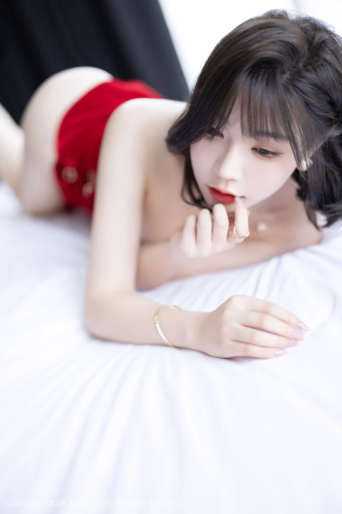 秀人集.com_[XiuRen秀人网]No.9229_女神徐莉芝Booty红色吊带连衣裙露情趣内衣秀曼妙身姿诱惑写真90P
