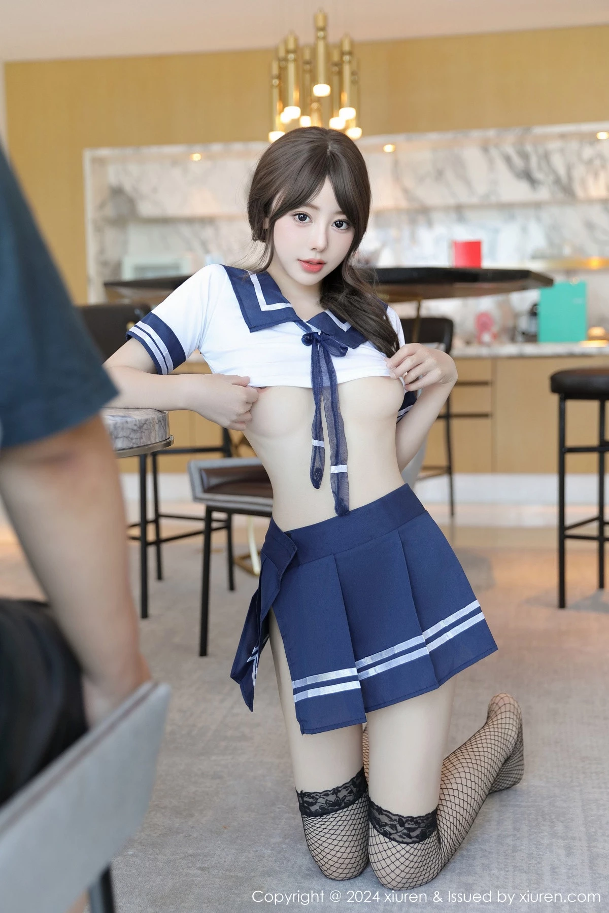 秀人集.com_[XiuRen秀人网]No.9238_模特桃妖夭性感白色学妹制服配黑丝网袜秀娇美身段完美诱惑写真71P