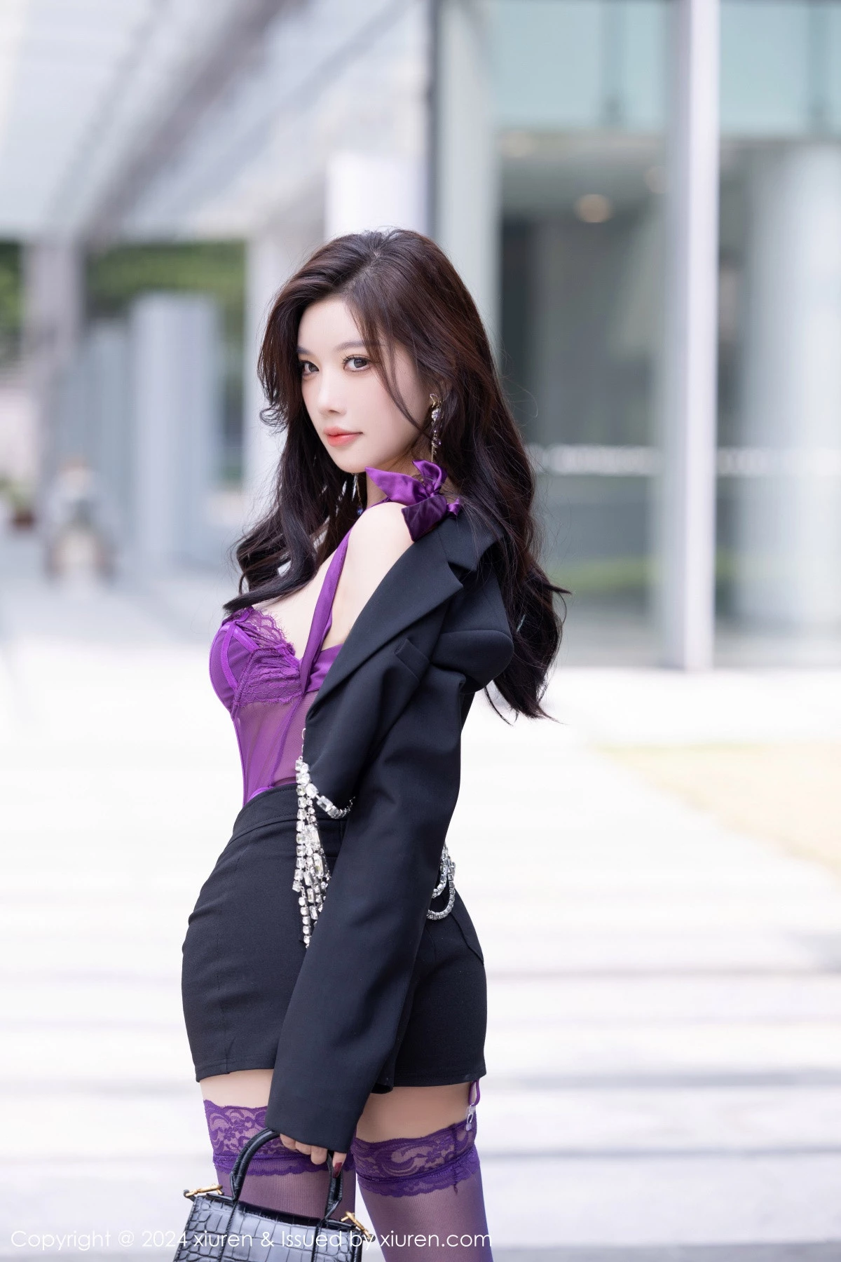 秀人集.com_[XiuRen秀人网]No.9239_女神杨晨晨Yome紫色轻透情趣服饰配紫丝吊袜秀丰腴身姿诱惑写真81P