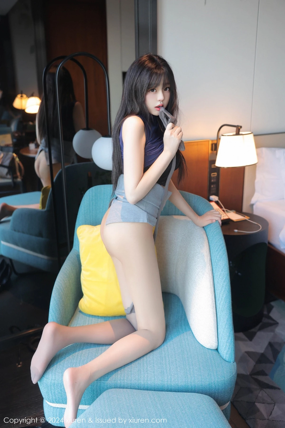 秀人集.com_[XiuRen秀人网]No.9233_模特柚柚小奶瓶性感黑色蕾丝内衣配超薄灰丝秀凹凸身材诱惑写真89P