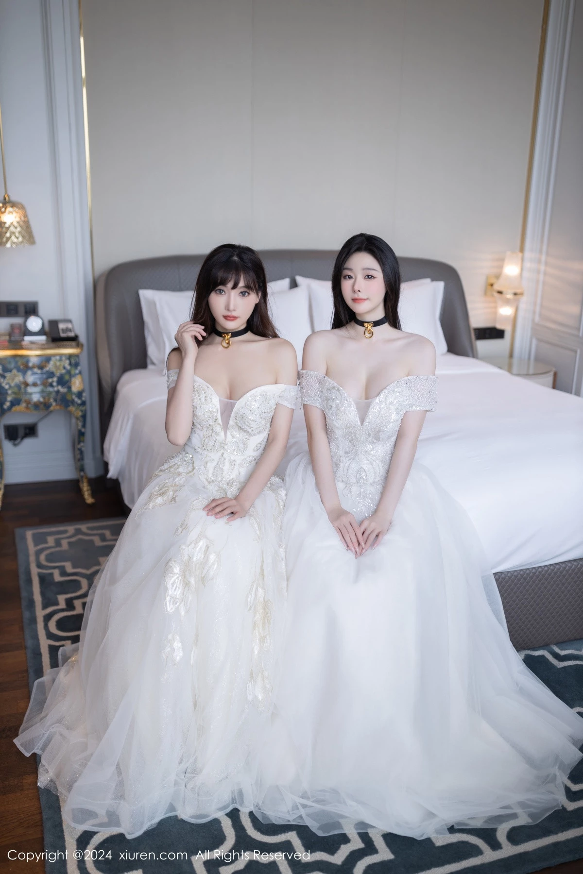 秀人集.com_[XiuRen秀人网]No.9240_模特合集女神小逗逗＆陆萱萱性感白色内衣秀完美身材诱惑写真80P