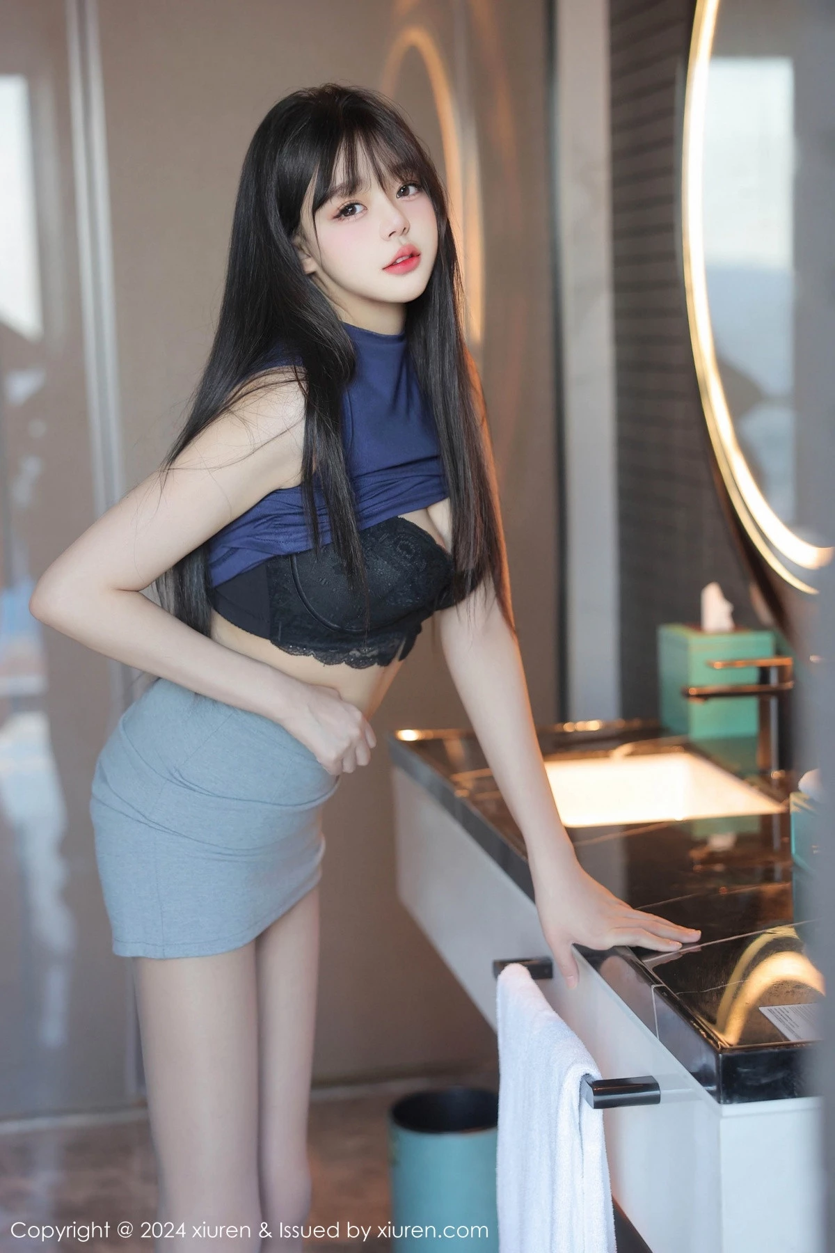秀人集.com_[XiuRen秀人网]No.9233_模特柚柚小奶瓶性感黑色蕾丝内衣配超薄灰丝秀凹凸身材诱惑写真89P