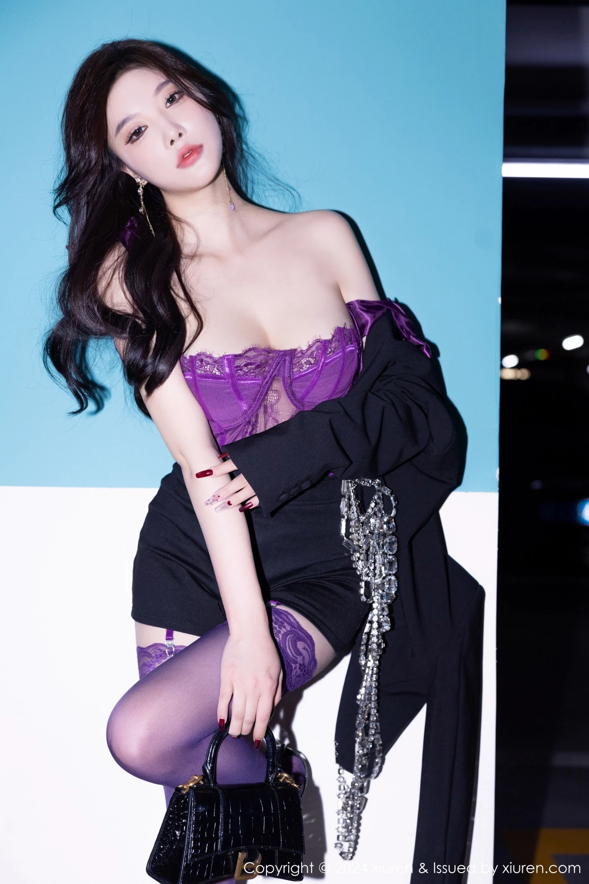 秀人集.com_[XiuRen秀人网]No.9239_女神杨晨晨Yome紫色轻透情趣服饰配紫丝吊袜秀丰腴身姿诱惑写真81P