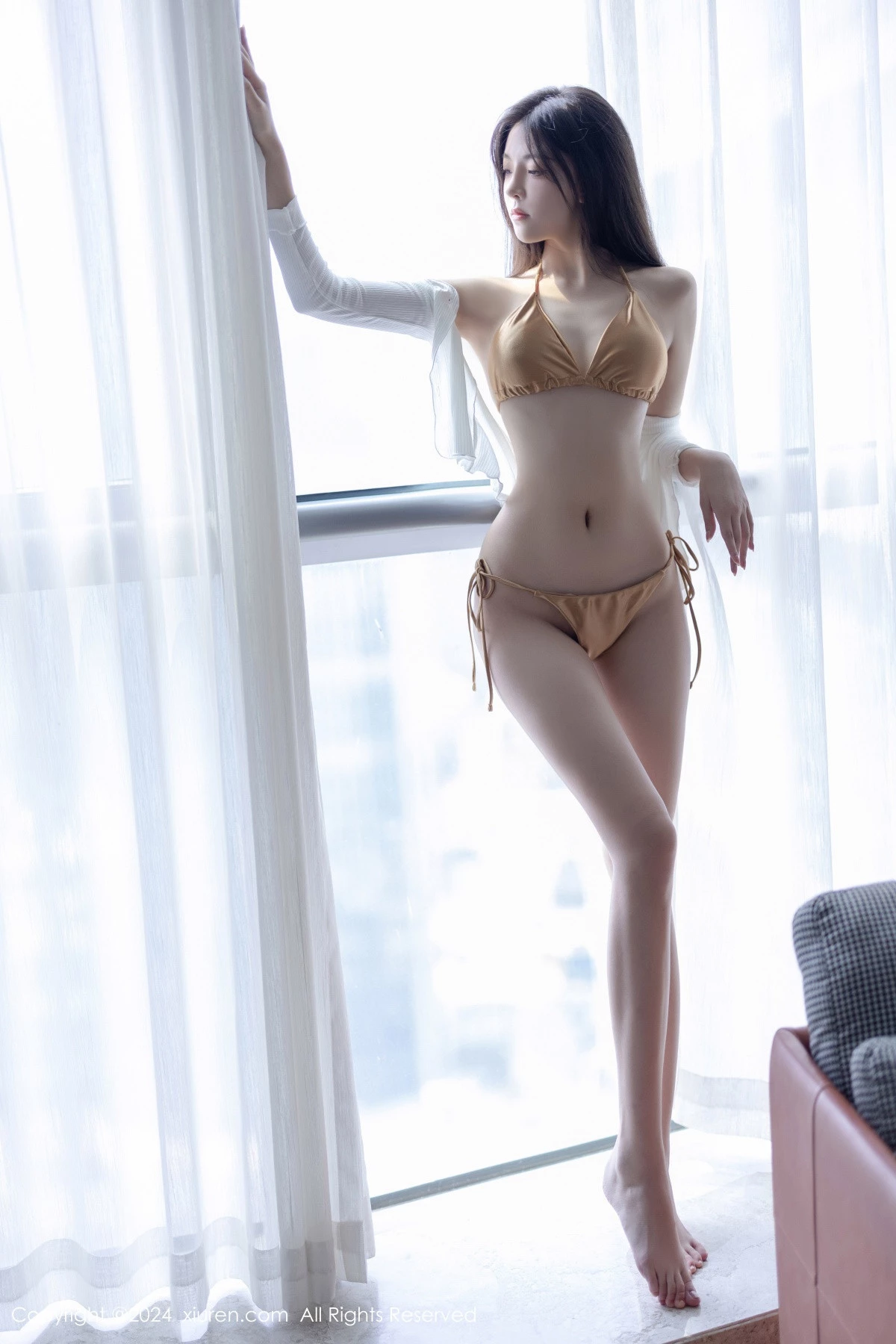 秀人集.com_[XiuRen秀人网]No.9262_模特初梦瑶性感金色比基尼+红色情趣内衣秀完美身材诱惑写真83P