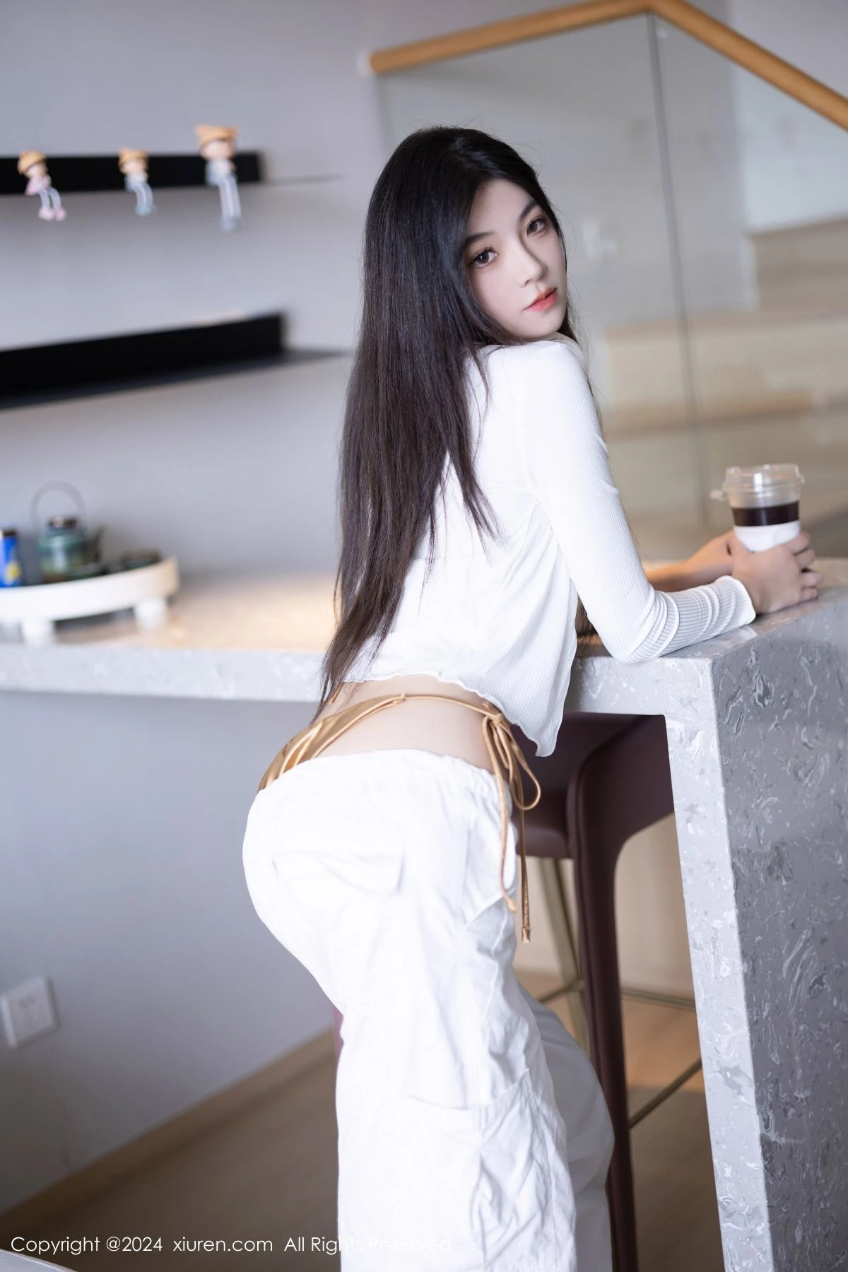 秀人集.com_[XiuRen秀人网]No.9262_模特初梦瑶性感金色比基尼+红色情趣内衣秀完美身材诱惑写真83P