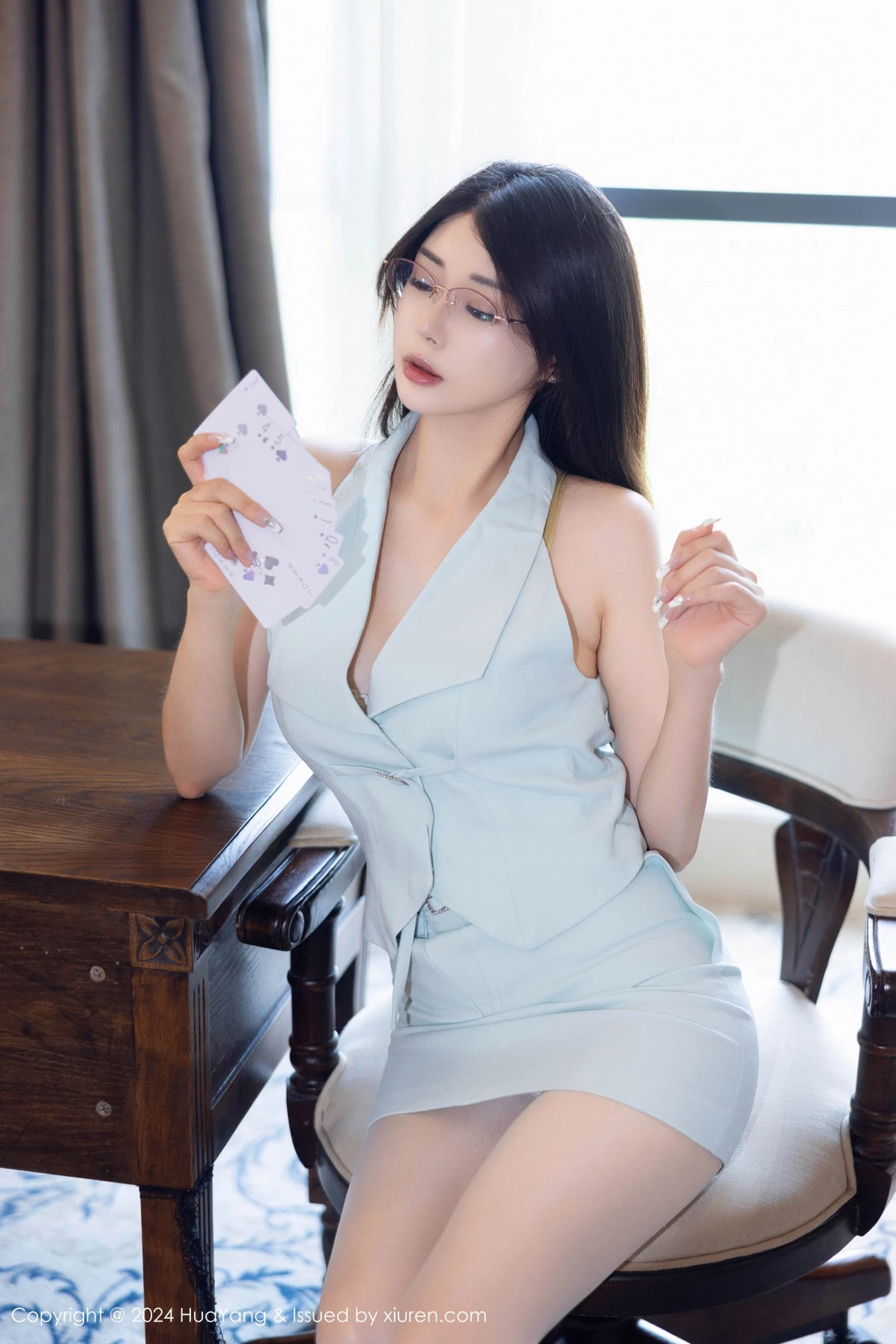 秀人集.com_[HuaYang花漾]Vol.608_模特凯竹Quinn性感浅蓝短裙套装露白色内衣秀丰满身材诱惑写真80P