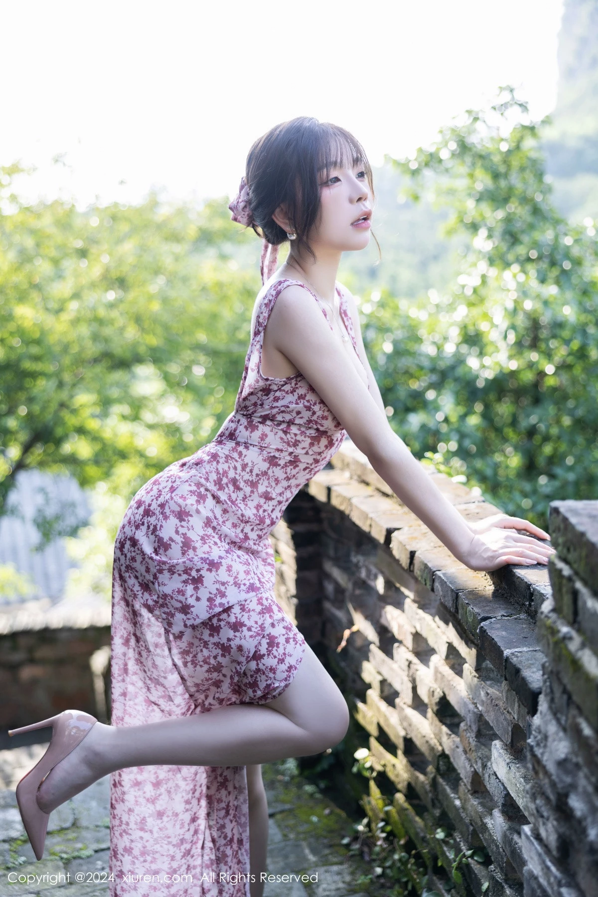 秀人集.com_[XiuRen秀人网]No.9195_女神徐莉芝Booty性感碎花连衣裙+蓝色制服秀曼妙身姿诱惑写真100P
