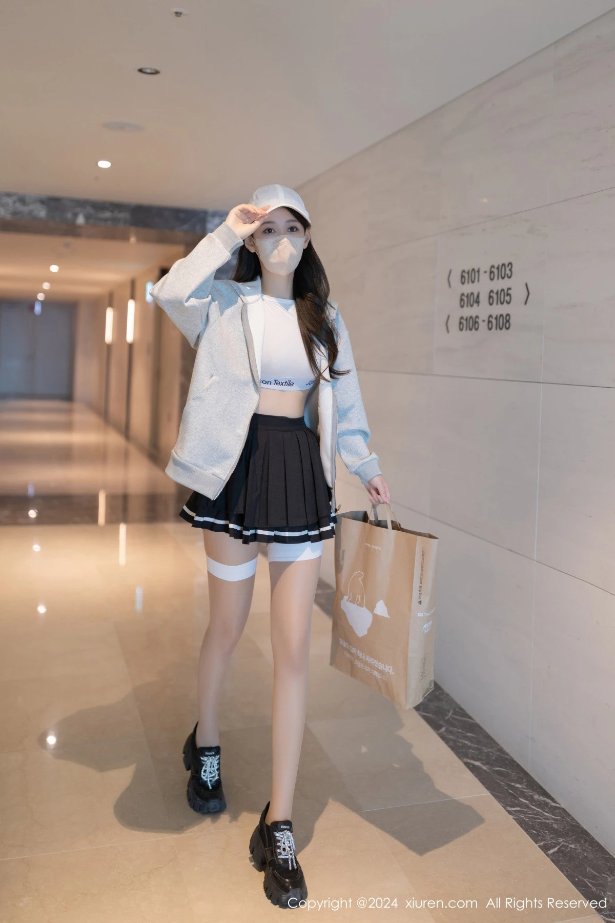秀人集.com_[XiuRen秀人网]No.9196_模特唐安琪性感灰色外套露白内衣配超薄肉丝秀曼妙身姿诱惑写真87P