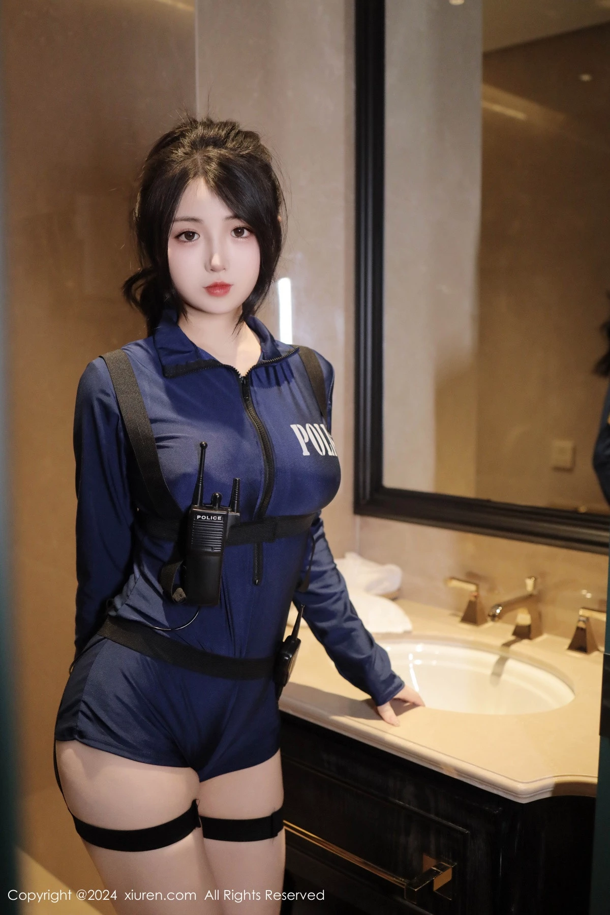 秀人集.com_[XiuRen秀人网]No.9326_模特陈小花卫生间性感Cosplay装扮黑色服饰秀曼妙身姿诱惑写真78P