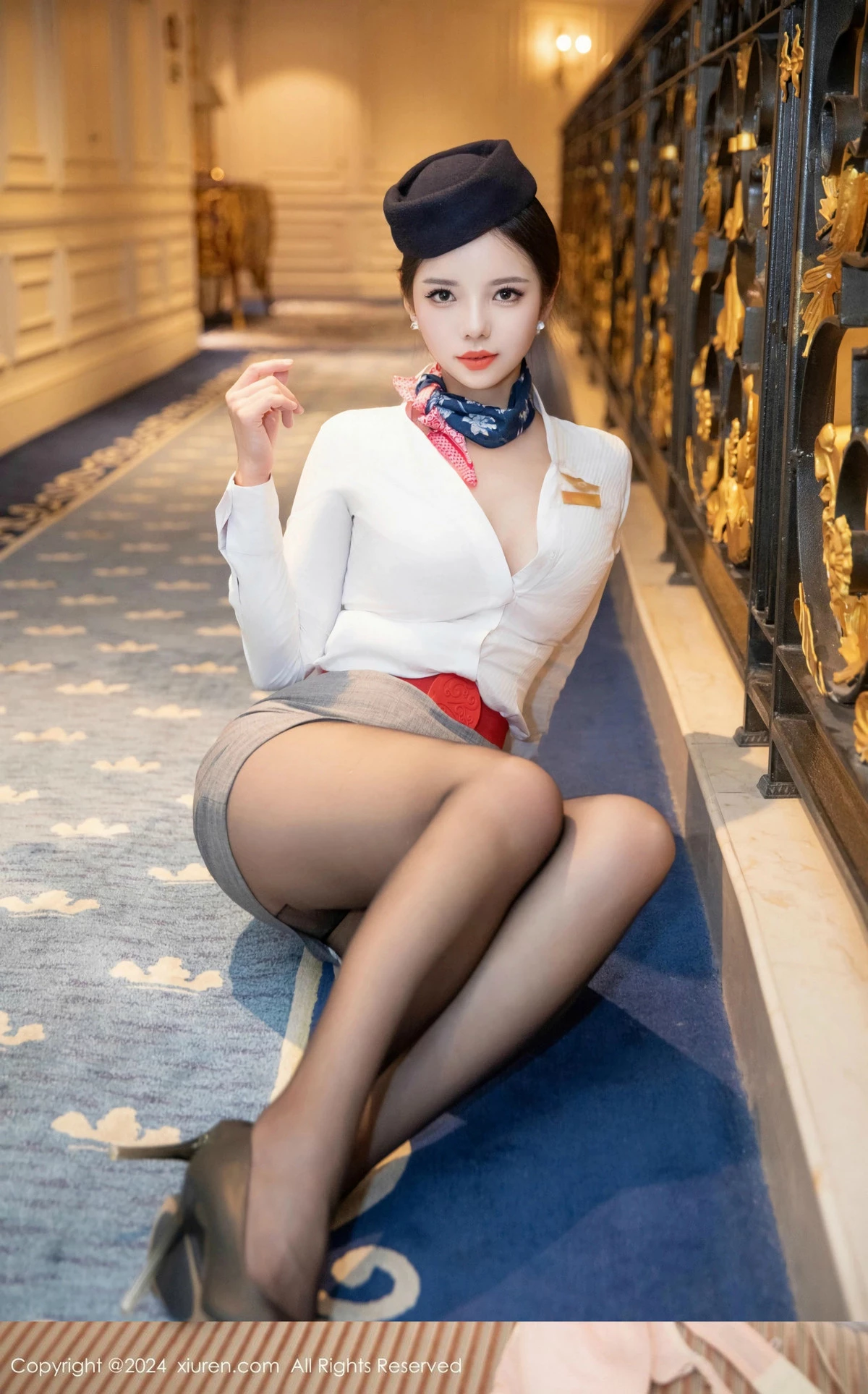 秀人集.com_[XiuRen秀人网]No.9365_模特大美妞儿性感空姐制服露白色内衣配超薄黑丝秀美腿诱惑写真84P
