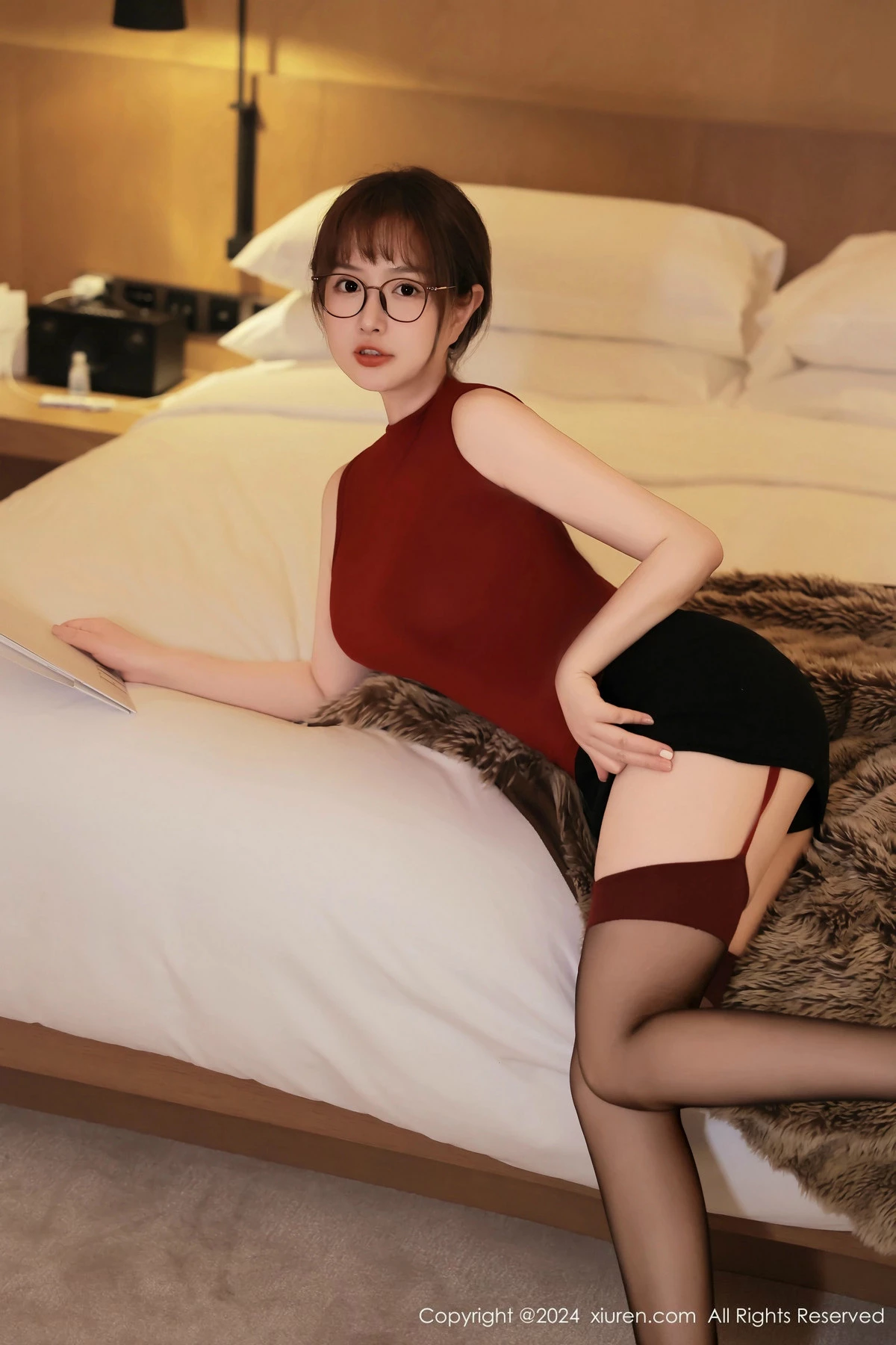 秀人集.com_[XiuRen秀人网]No.9366_模特养乐多Doll私房性感黑色内衣配黑丝吊袜秀完美身材诱惑写真53P