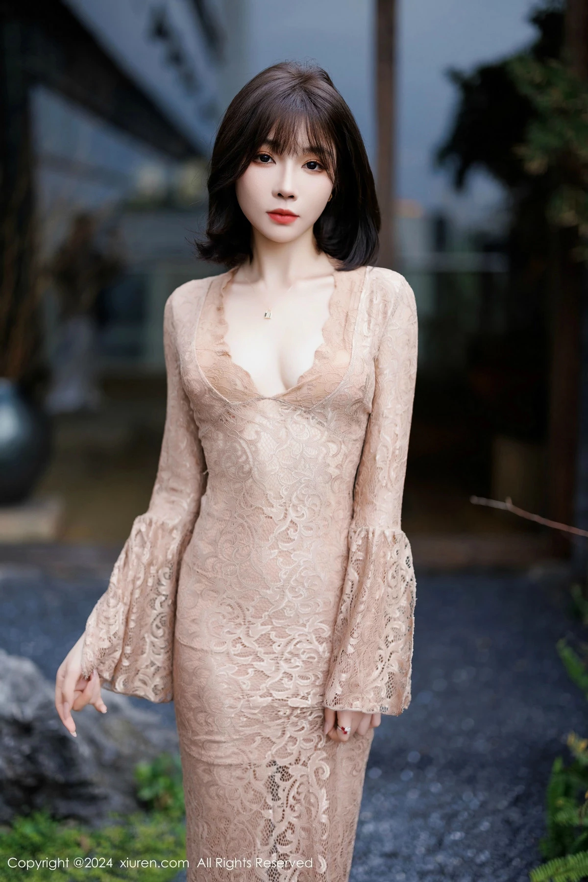 秀人集.com_[XiuRen秀人网]No.9412_女神徐莉芝Booty性感浅色连衣裙配超薄肉丝秀曼妙身姿诱惑写真91P