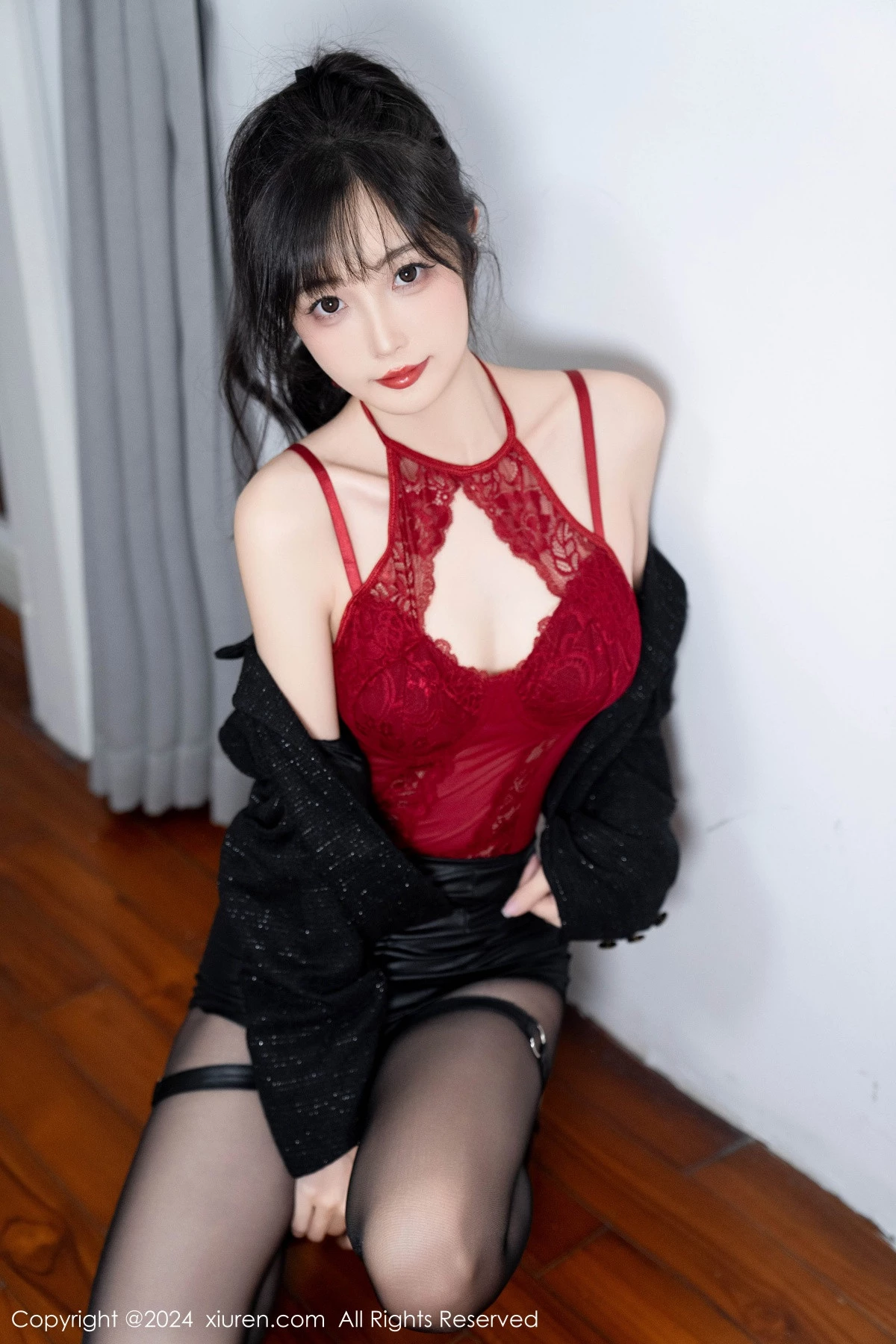 秀人集.com_[XiuRen秀人网]No.9561_模特林星阑性感红色蕾丝连体衣配黑丝吊袜秀曼妙身姿诱惑写真90P
