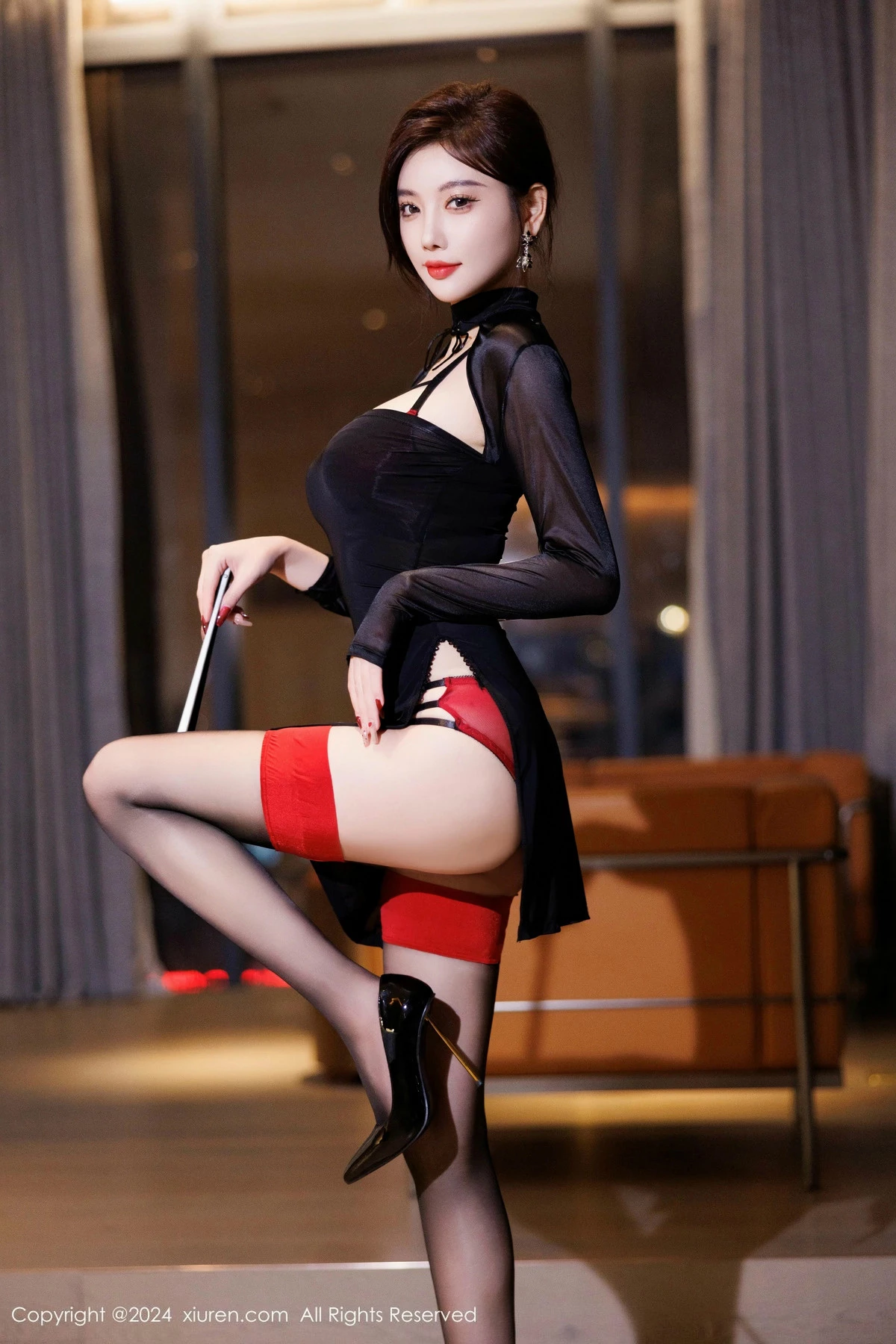秀人集.com_[XiuRen秀人网]No.9599_女神杨晨晨Yome性感黑色服饰露红色内衣配黑丝袜秀美腿诱惑写真80P