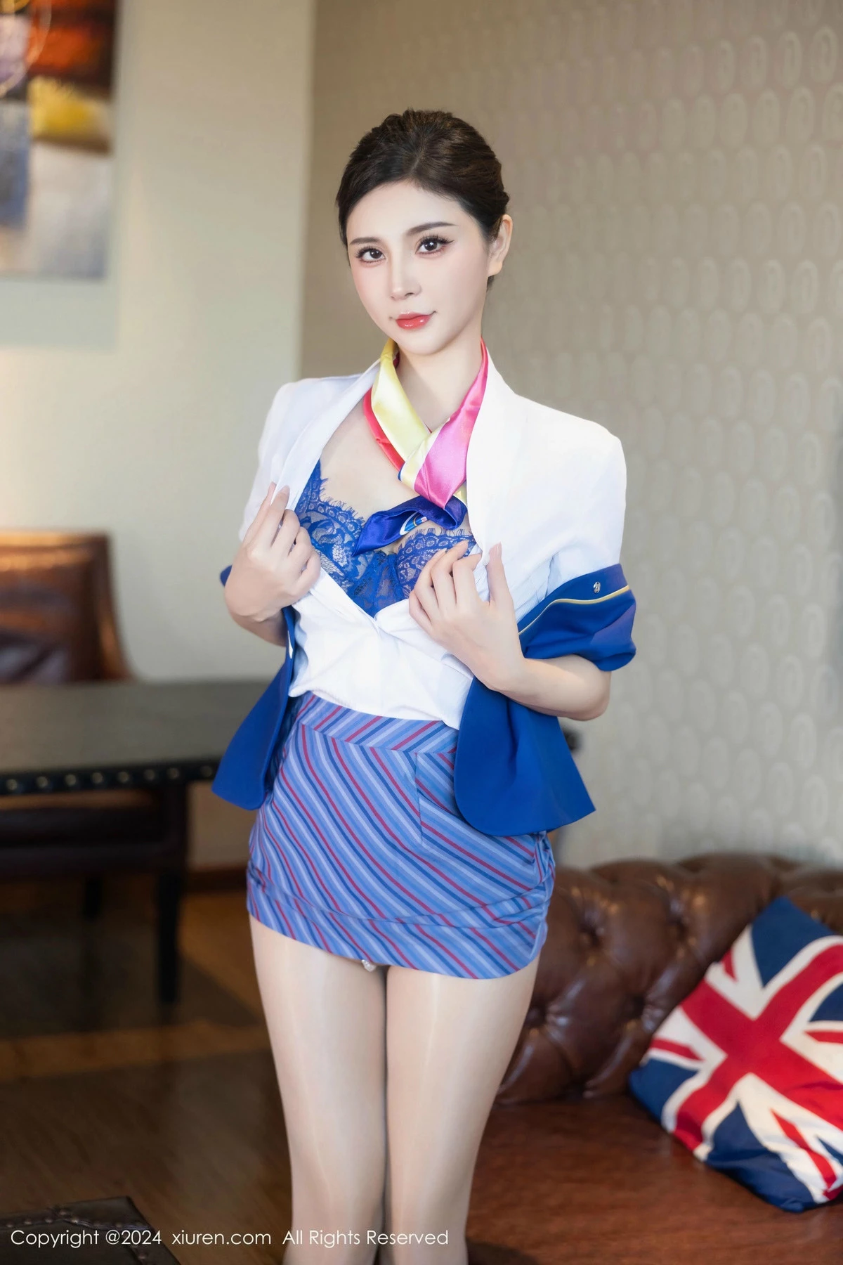秀人集.com_[XiuRen秀人网]No.9612_模特小蛮妖Yummy性感空姐制服露蕾丝内衣秀完美身材诱惑写真78P
