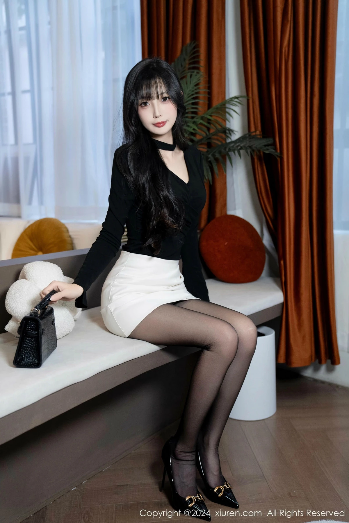 秀人集.com_[XiuRen秀人网]No.9691_模特林星阑性感墨绿色内衣配超薄黑丝秀曼妙身姿迷人诱惑写真100P