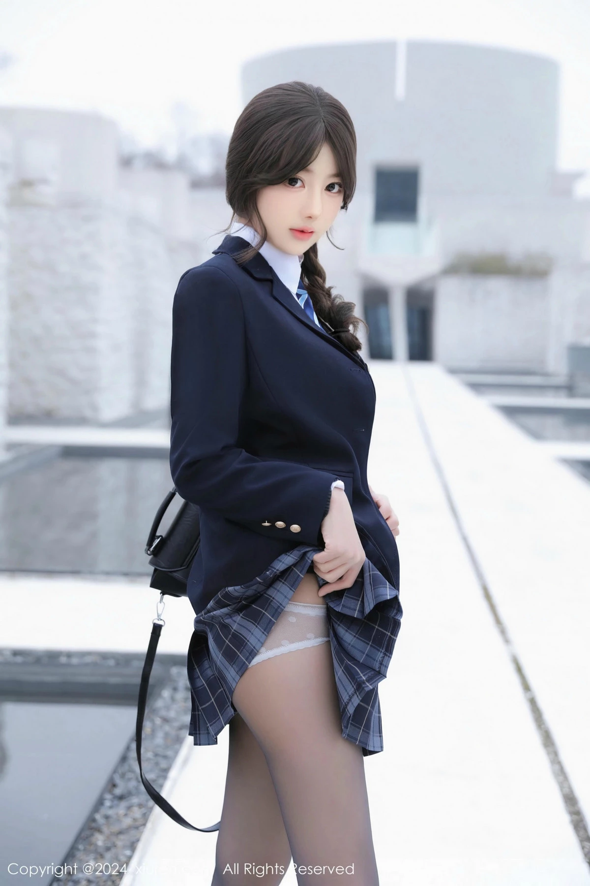 秀人集.com_[XiuRen秀人网]No.9693_模特桃妖夭性感学妹制服露白色内衣配黑丝袜秀曼妙身姿诱惑写真77P