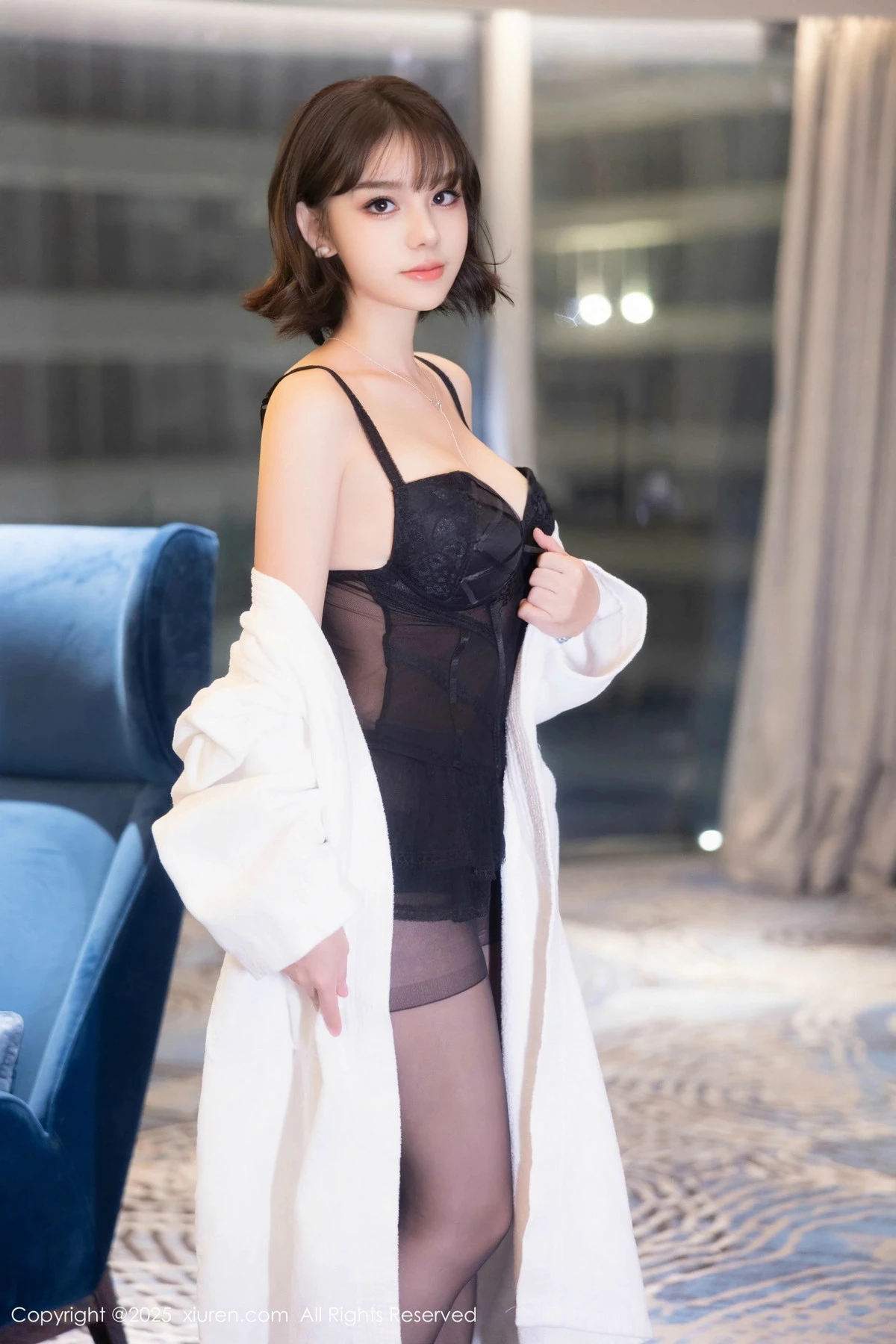 秀人集.com_[XiuRen秀人网]No.9713_模特黎苏苏性感白色浴袍露黑色情趣内衣秀曼妙身材完美诱惑写真78P