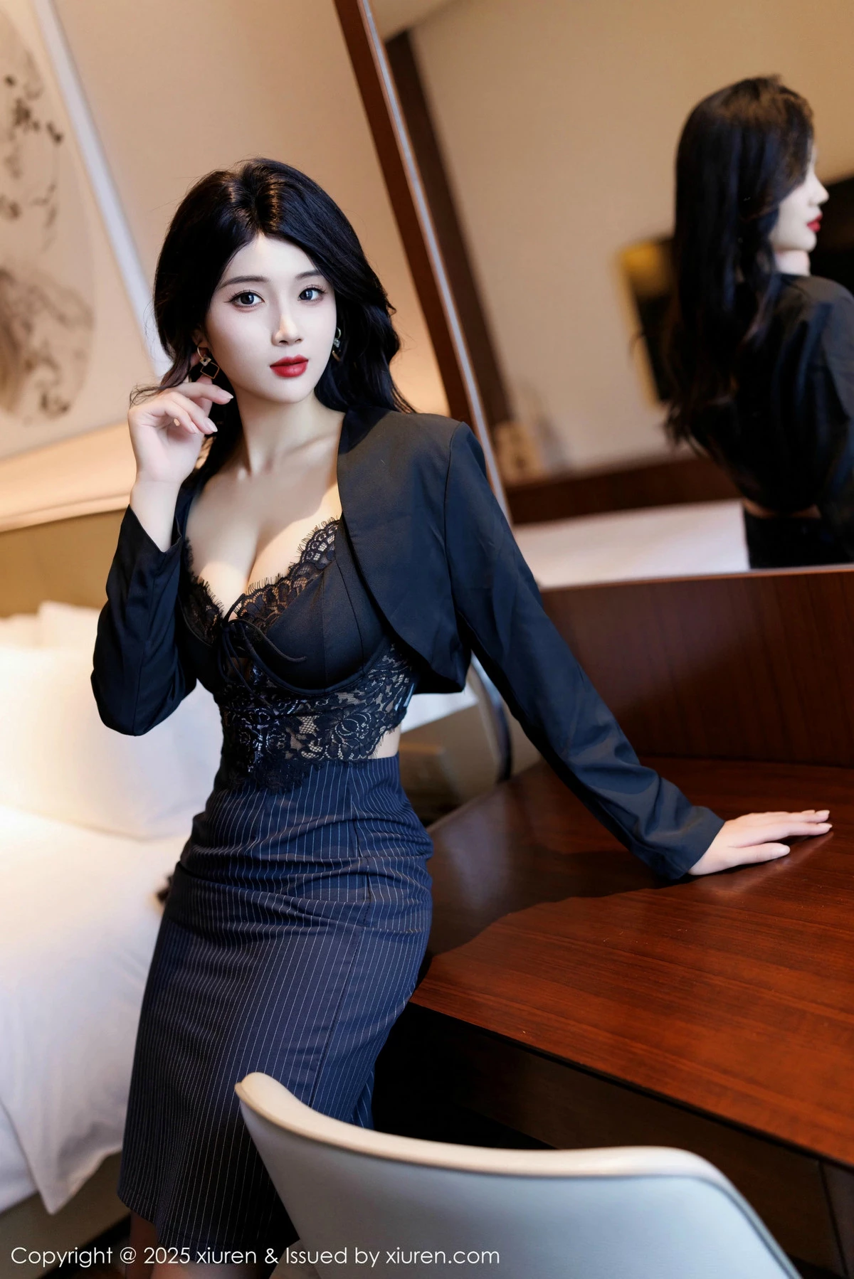 秀人集.com_[XiuRen秀人网]No.9728_模特南乔性感黑色蕾丝内衣+红色比基尼秀柔美身姿完美诱惑写真90P