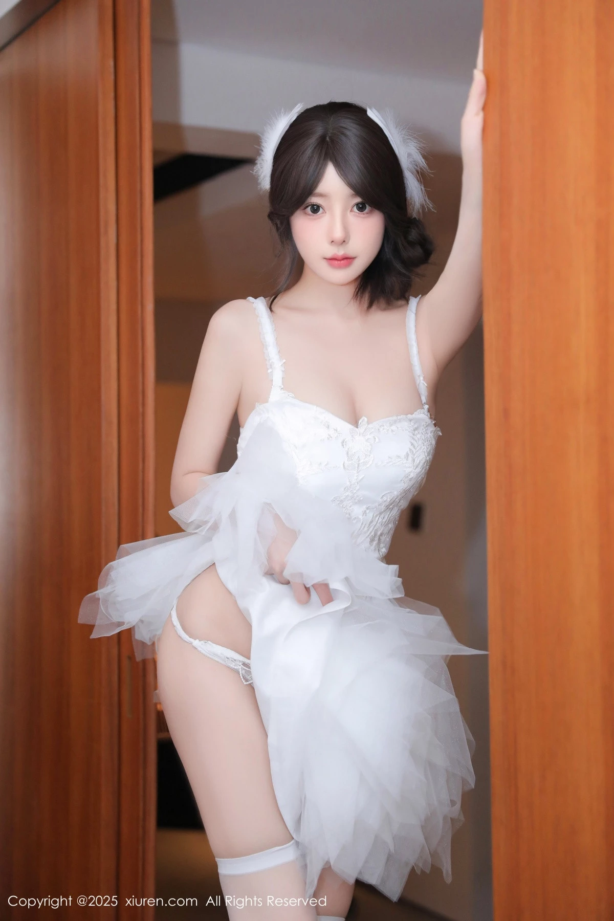 秀人集.com_[XiuRen秀人网]No.9742_模特桃妖夭天使装扮露性感白色内衣配白丝袜秀曼妙身材诱惑写真82P