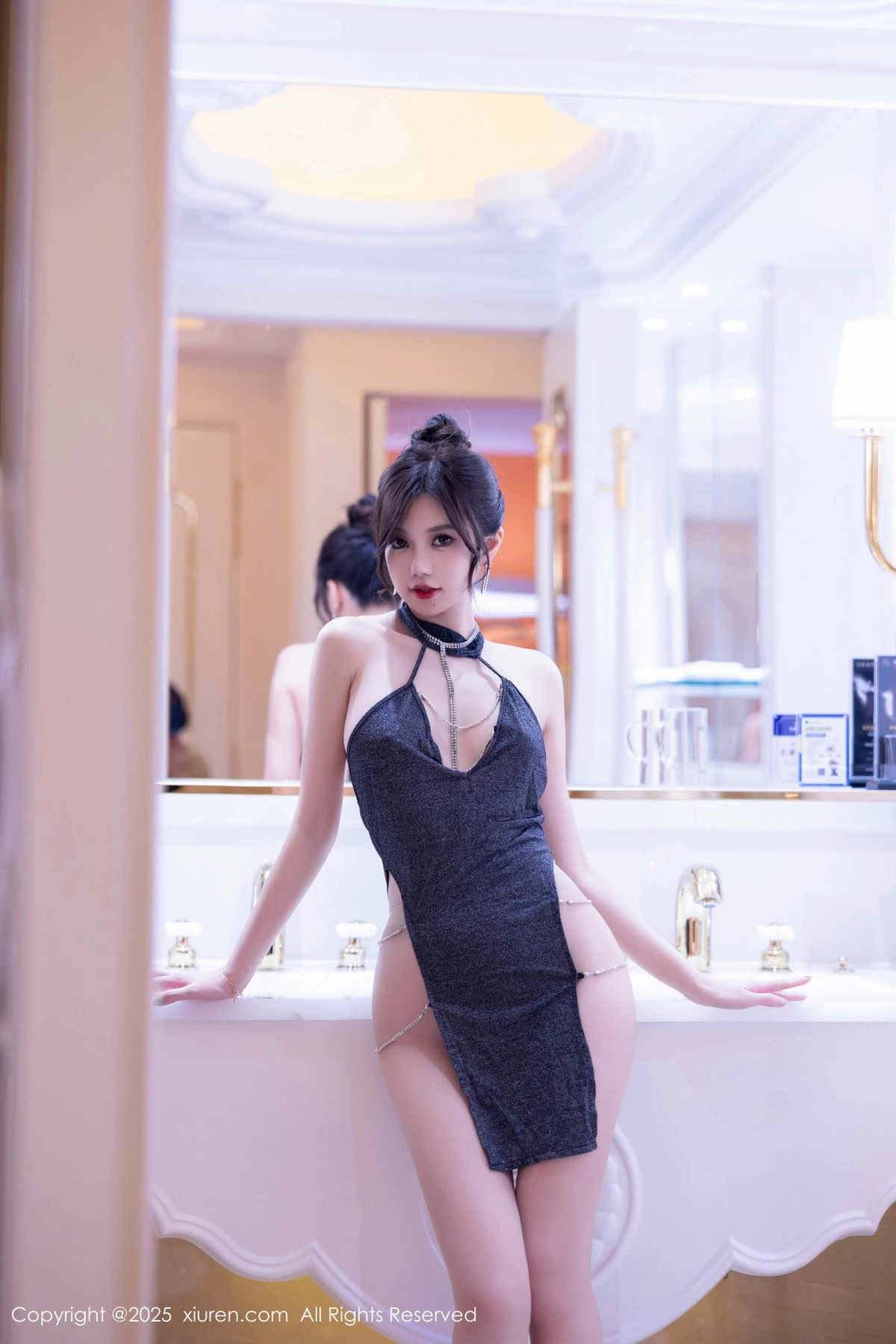 秀人集.com_[XiuRen秀人网]No.9739_女神绮里嘉ula性感黑色情趣服饰配超薄肉丝秀曼妙身姿诱惑写真89P