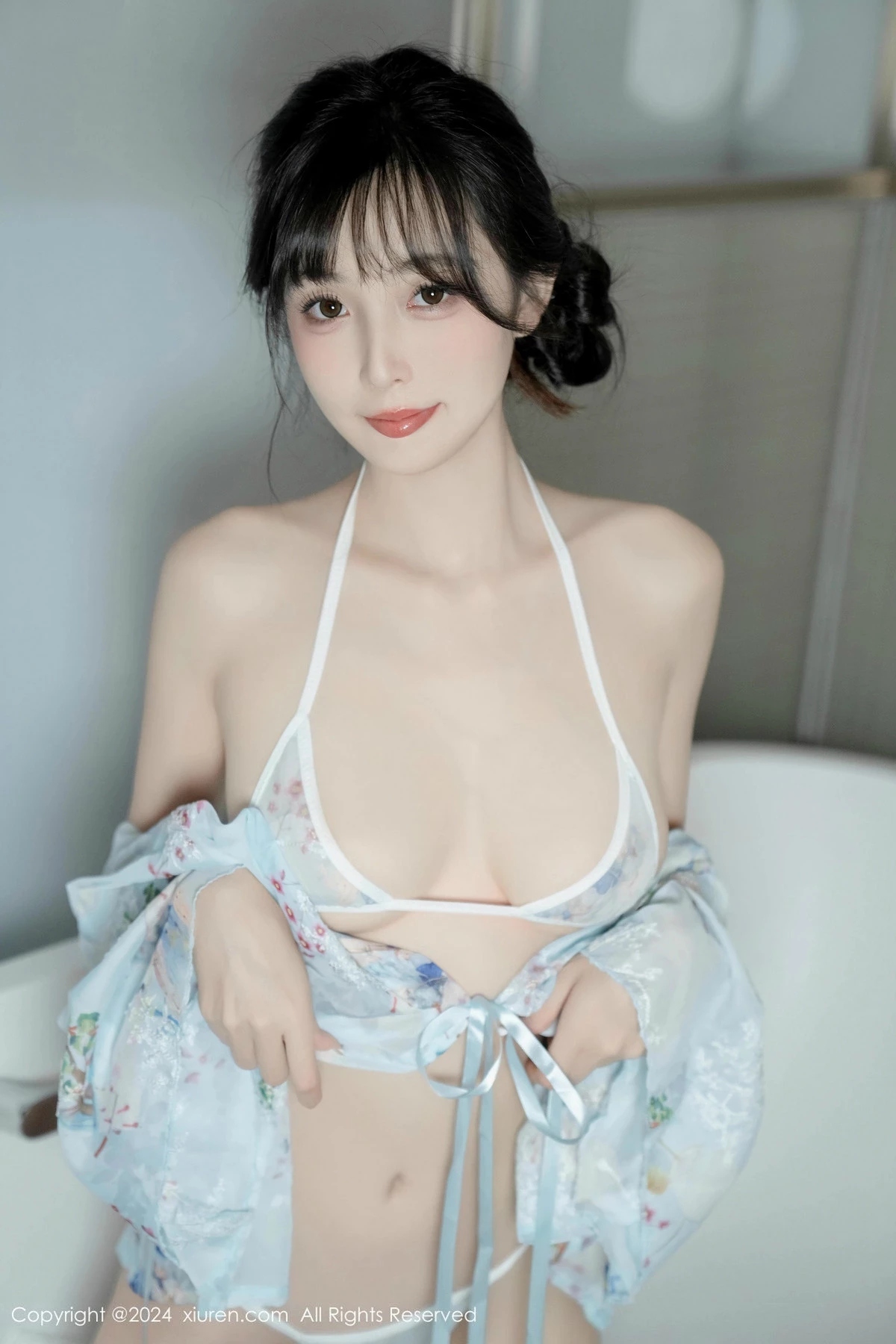 秀人集.com_[XiuRen秀人网]No.9632_模特林星阑性感浅蓝色连衣短裙配白色丝袜秀曼妙身姿诱惑写真85P
