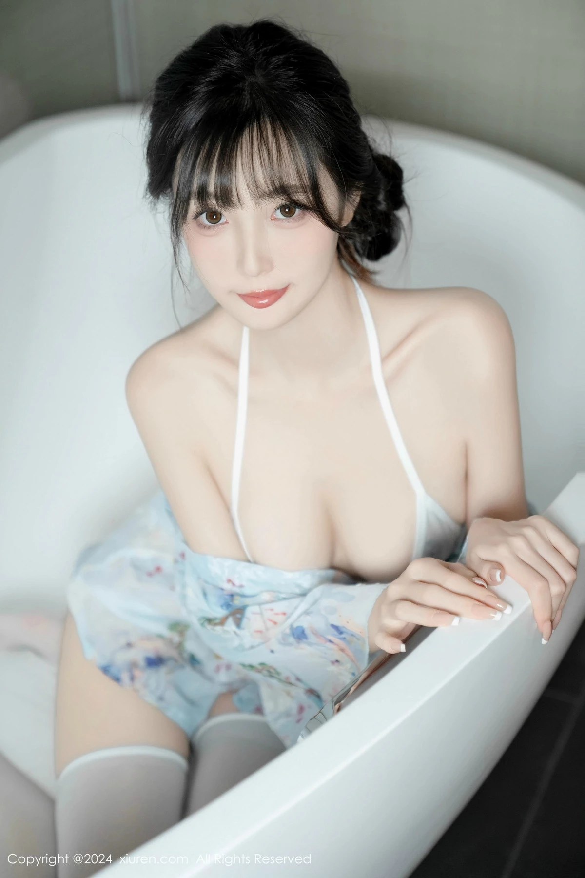 秀人集.com_[XiuRen秀人网]No.9632_模特林星阑性感浅蓝色连衣短裙配白色丝袜秀曼妙身姿诱惑写真85P