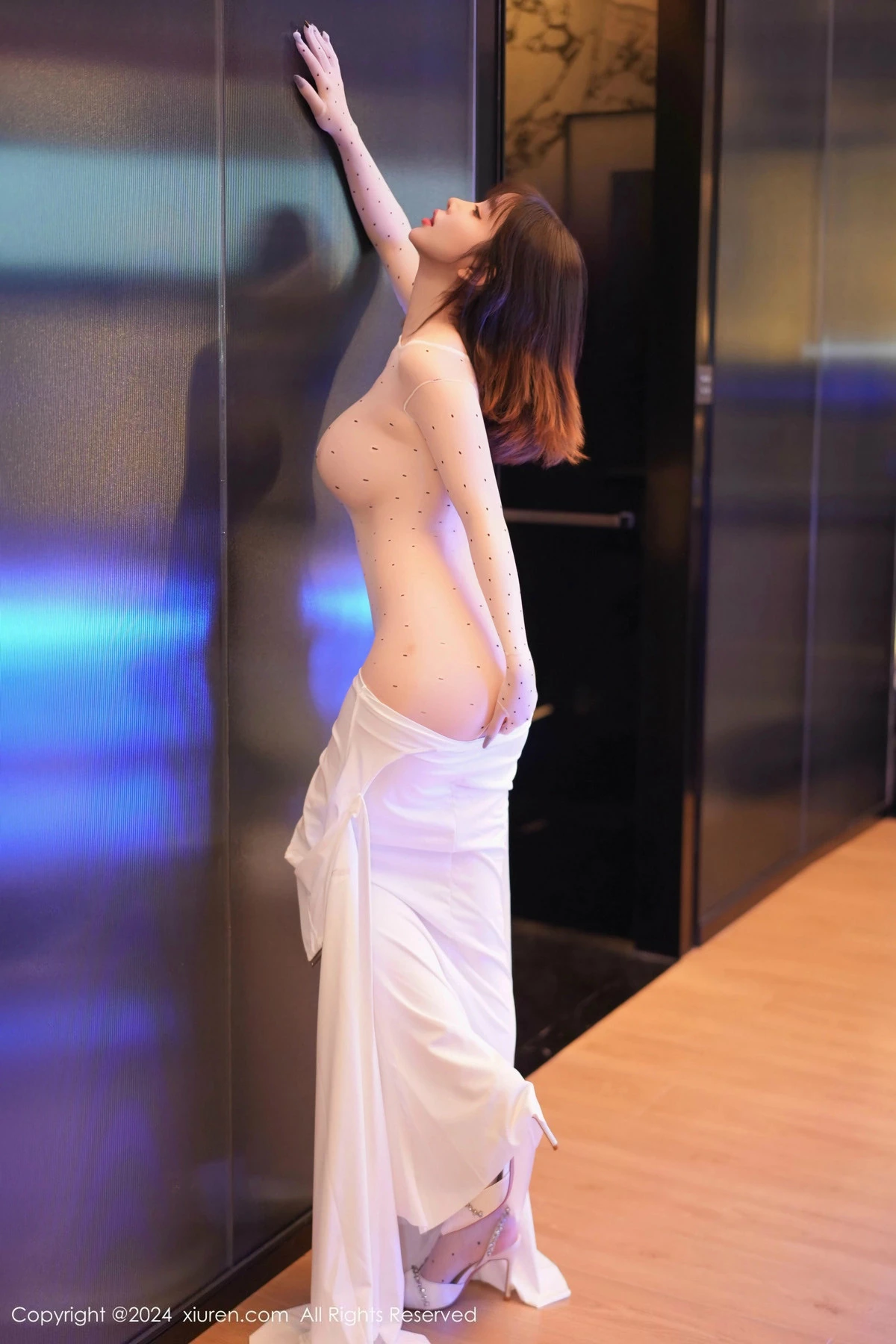 秀人集.com_[XiuRen秀人网]No.9629_女神王雨纯性感白色连衣裙露白色连体丝袜秀惹火身材诱惑写真90P