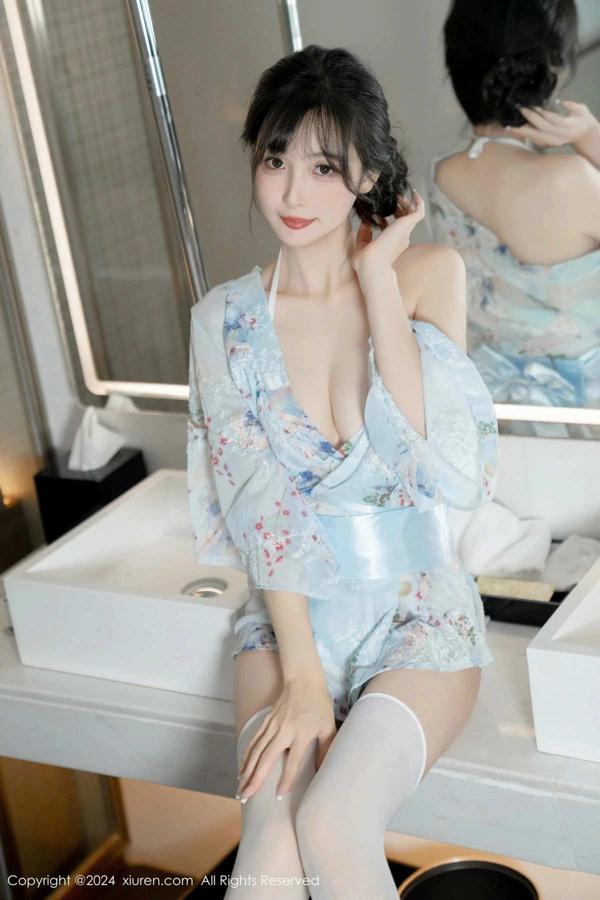 秀人集.com_[XiuRen秀人网]No.9632_模特林星阑性感浅蓝色连衣短裙配白色丝袜秀曼妙身姿诱惑写真85P