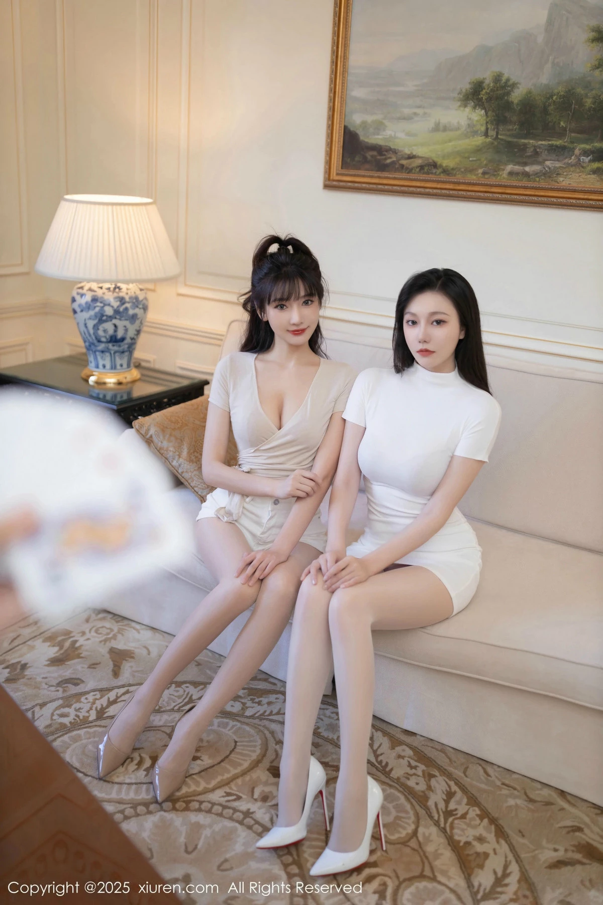 秀人集.com_[XiuRen秀人网]No.9806_模特合集陆萱萱＆安然anran性感姐妹花蕾丝内衣撩人诱惑写真80P
