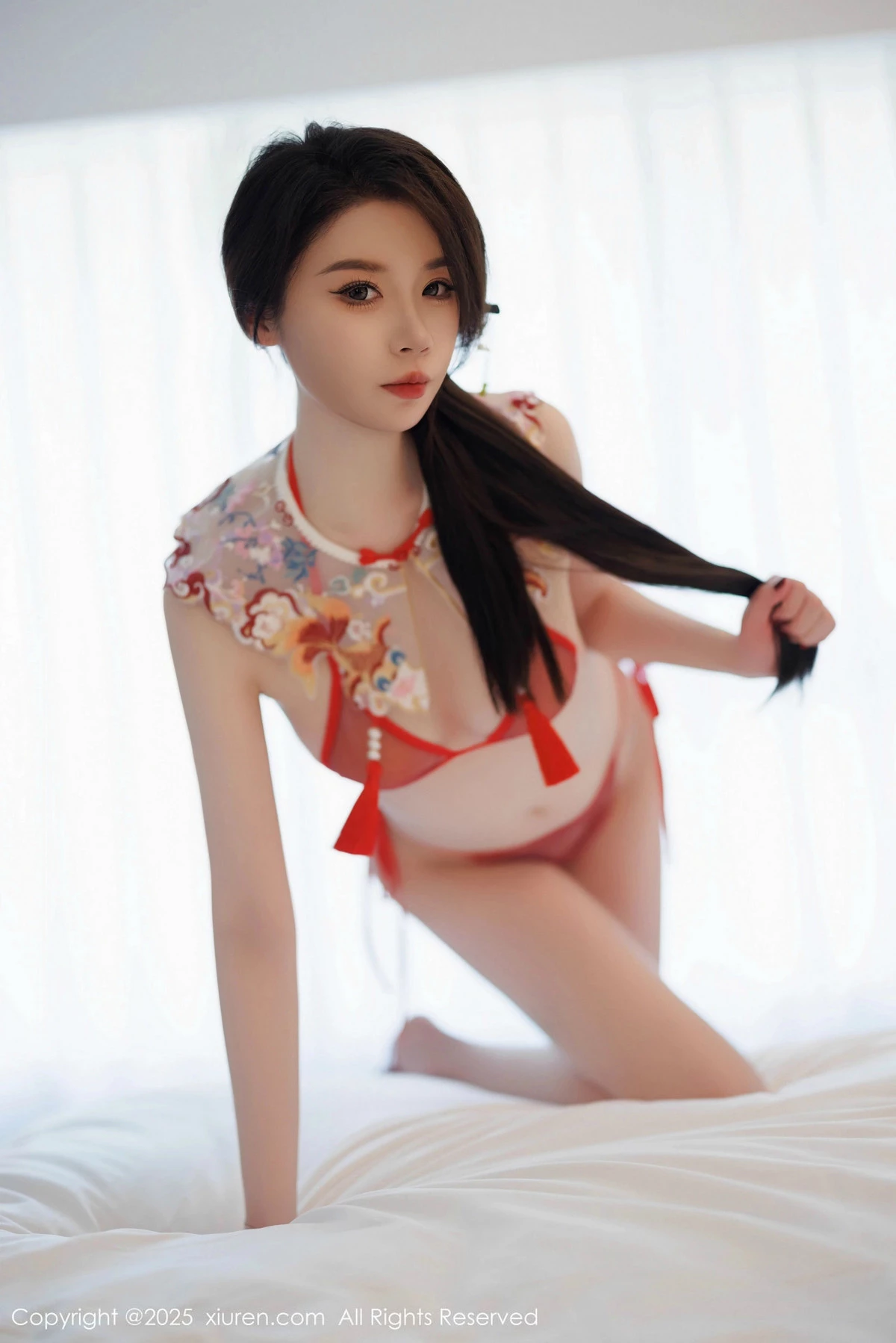 秀人集.com_[XiuRen秀人网]No.9812_模特梦心玥性感红色旗袍服饰露红色内衣秀高挑曼妙身姿诱惑写真91P