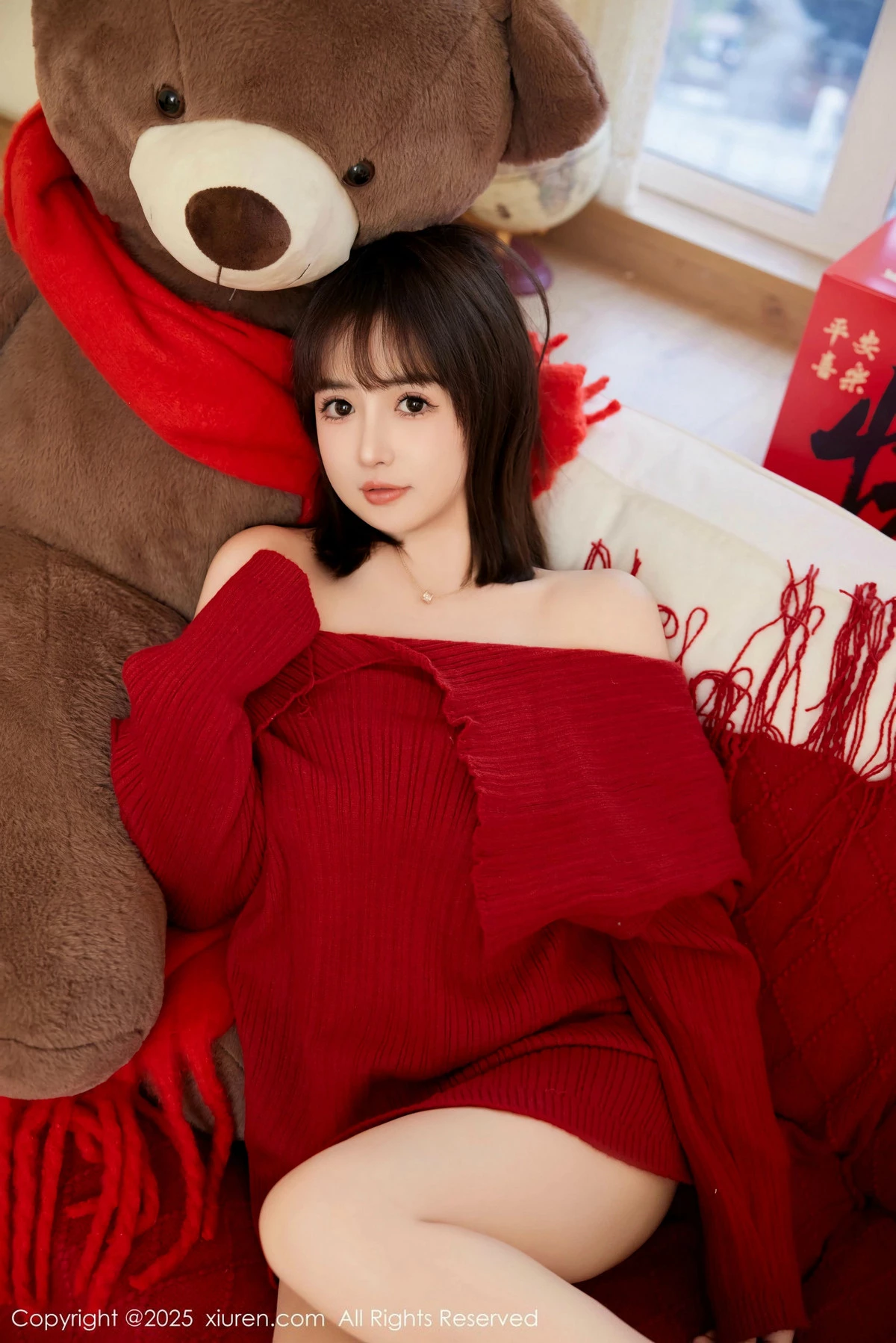秀人集.com_[XiuRen秀人网]No.9818_模特养乐多Doll新年主题性感喜庆红色内衣秀完美身材诱惑写真66P