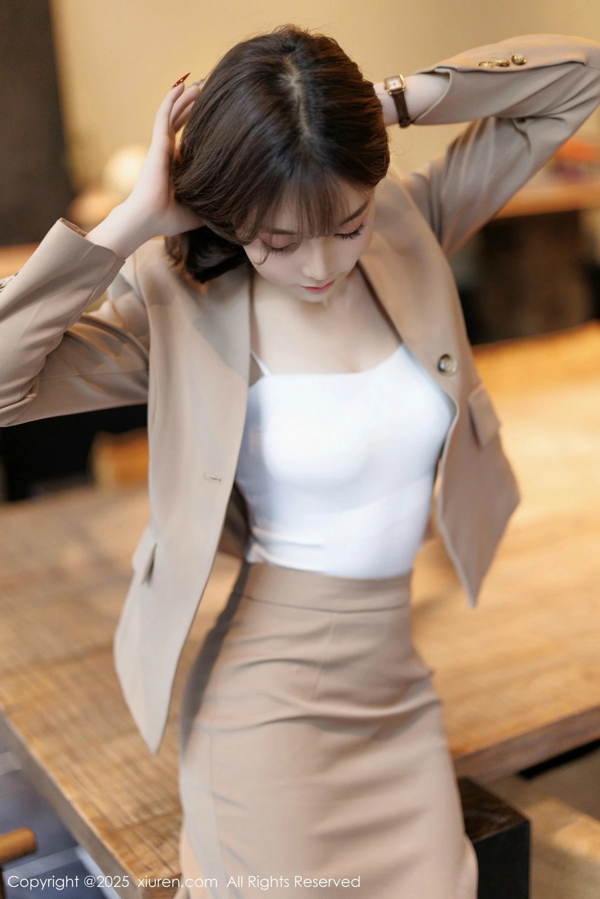 秀人集.com_[XiuRen秀人网]No.9844_女神徐莉芝Booty多套性感服饰穿搭配原色丝袜秀曼妙身姿诱惑写真88P