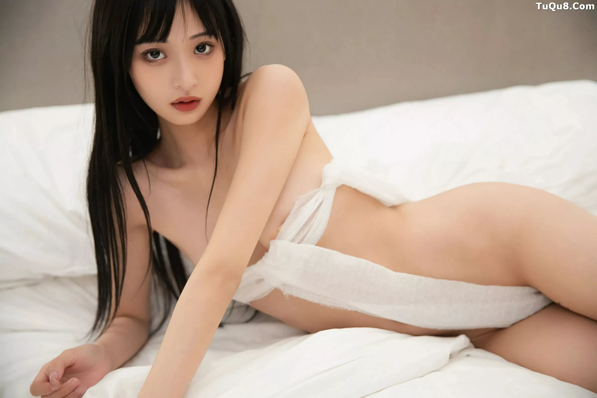 秀人集.com_[XiuRen秀人网]No.10373_模特茂木希子性感白色护士服饰配超薄黑丝秀完美身材诱惑写真80P