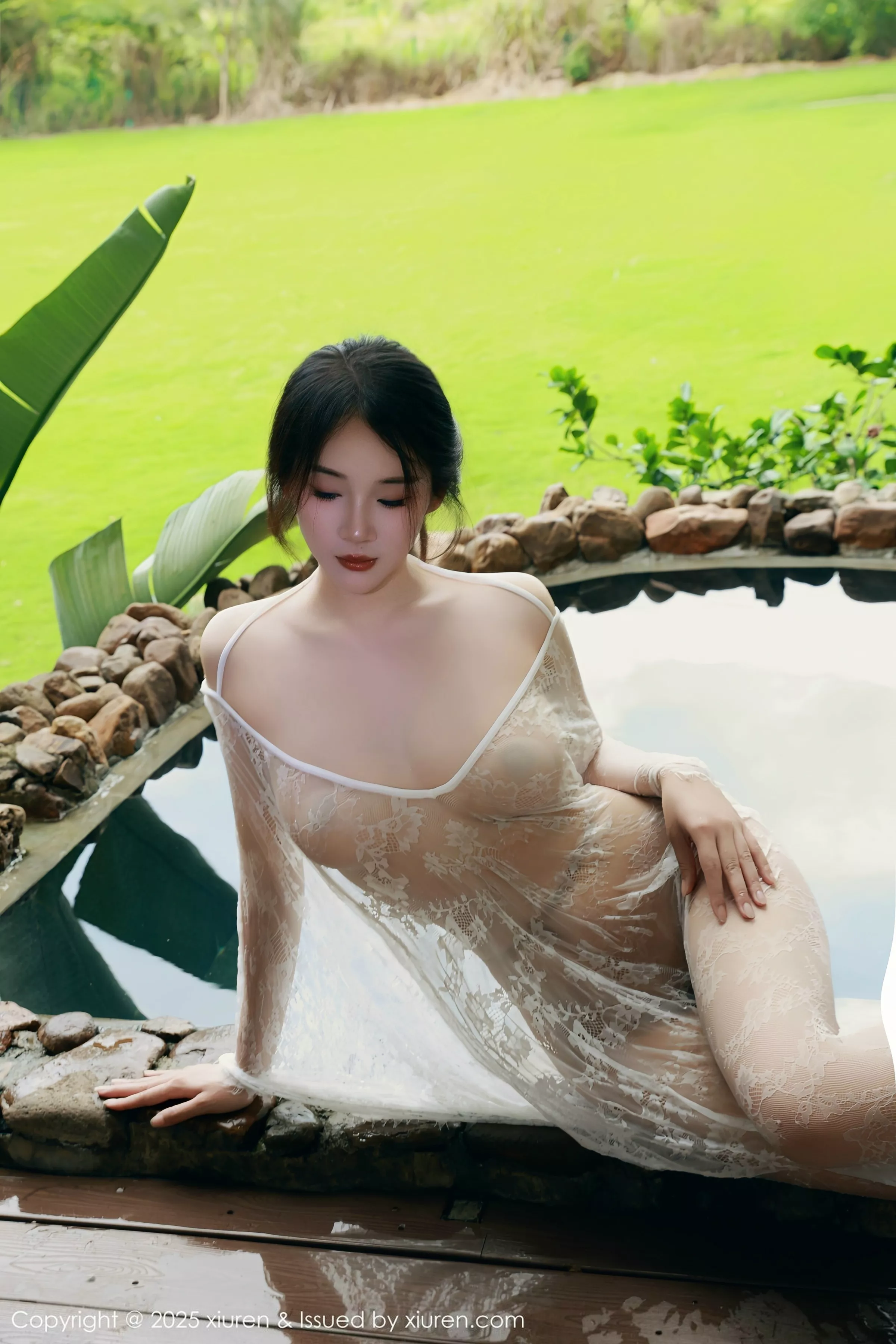 秀人集.com_[XiuRen秀人网]No.10538_模特南乔性感浅绿色旗袍服饰配超薄无内肉丝秀完美身材诱惑写真84P