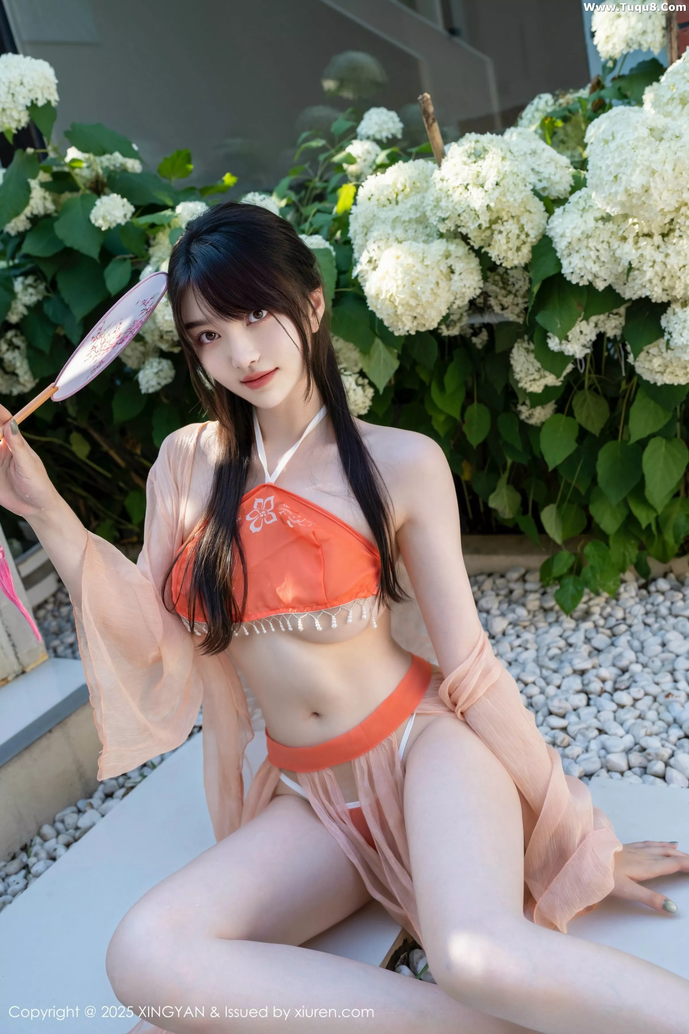 秀人集.com_[XINGYAN星颜社]VOL.369_模特白露lulu性感粉色情趣肚兜服饰秀曼妙身姿惹火诱惑写真68P