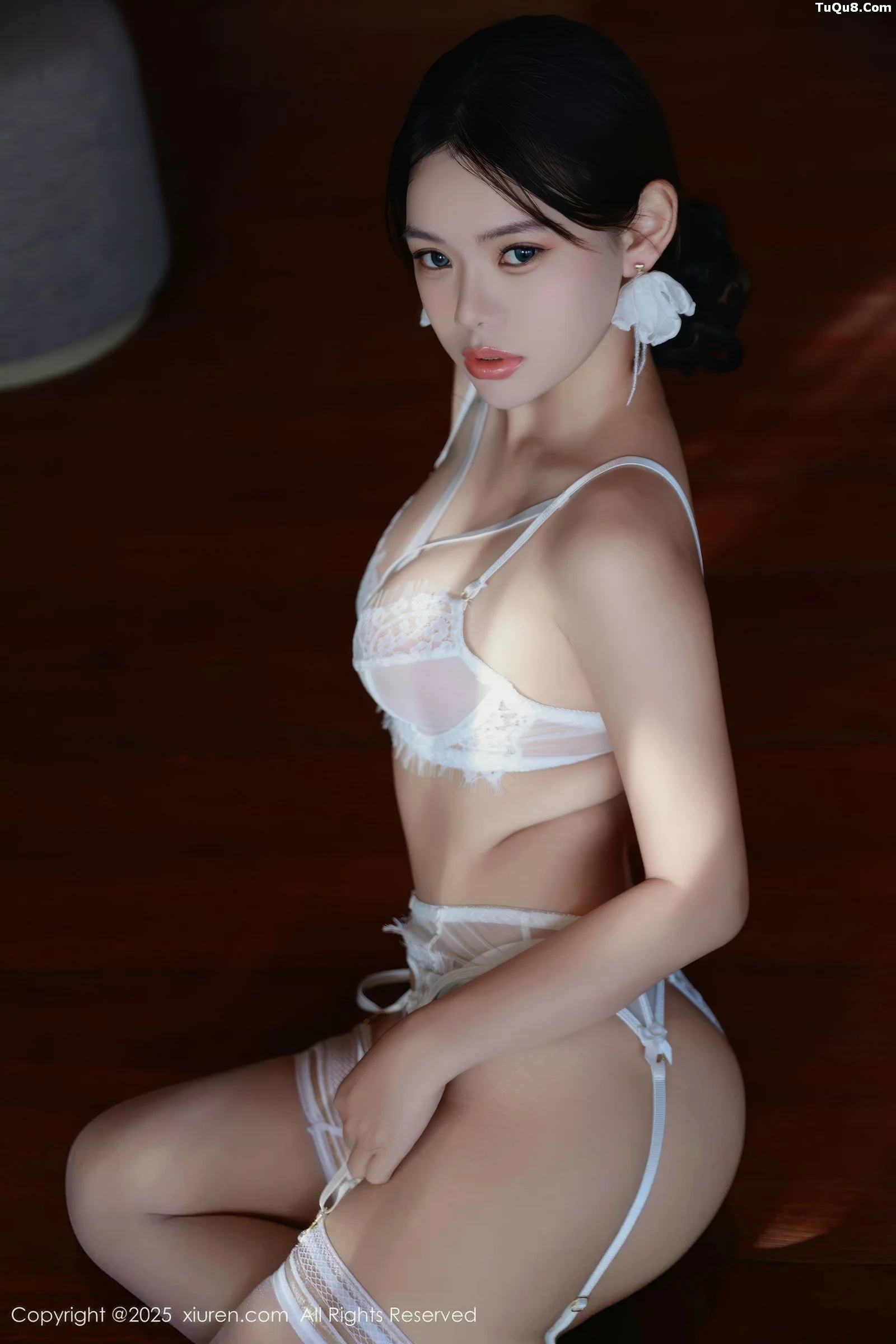 秀人集.com_[XiuRen秀人网]No.10721_模特叮当DD性感白色情趣服饰配白色丝袜秀完美身材诱惑写真77P