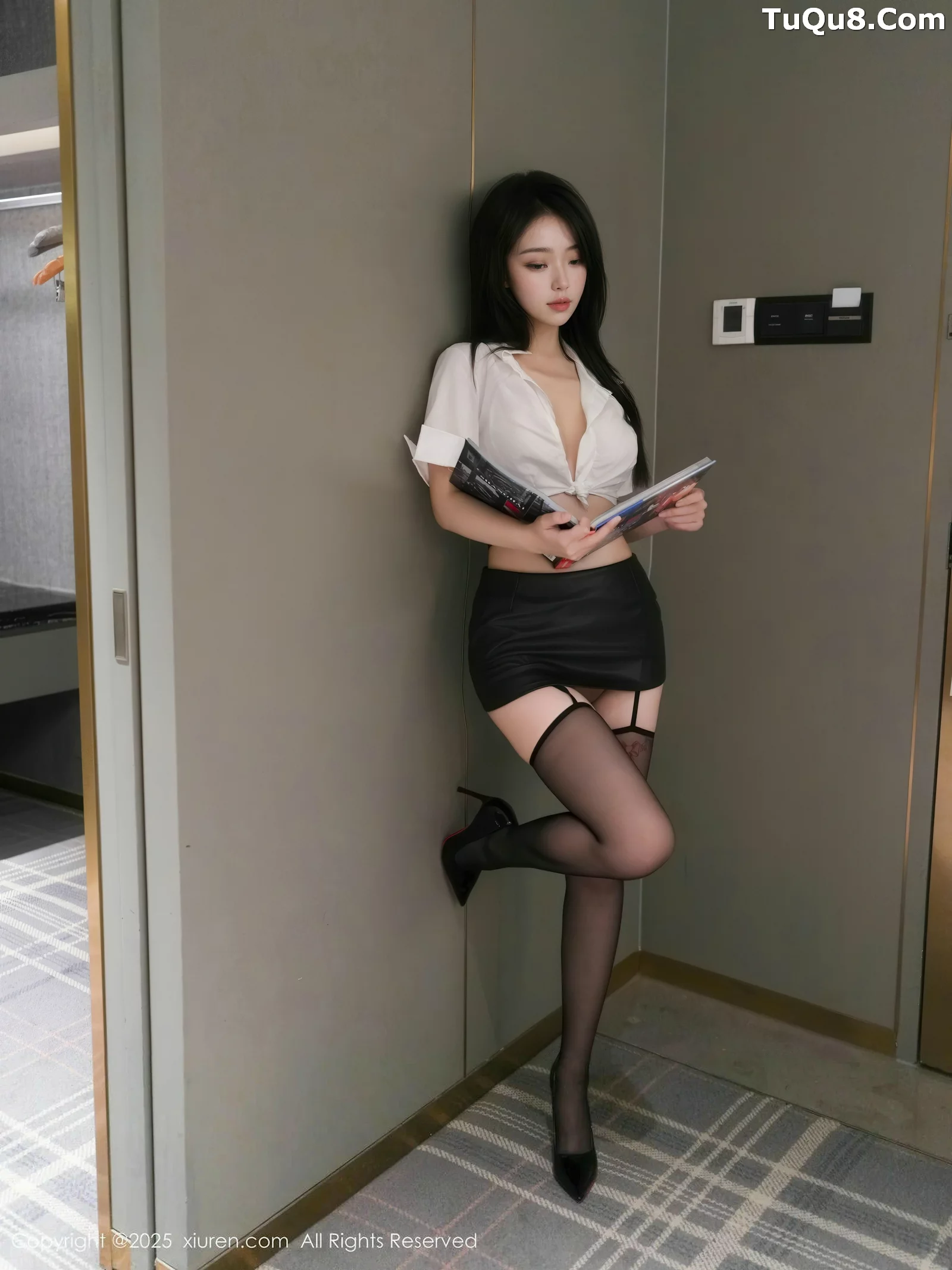秀人集.com_[XiuRen秀人网]No.10669_新人模特烧烧小桃性感黑色情趣内衣配黑丝吊袜秀曼妙身材诱惑写真99P