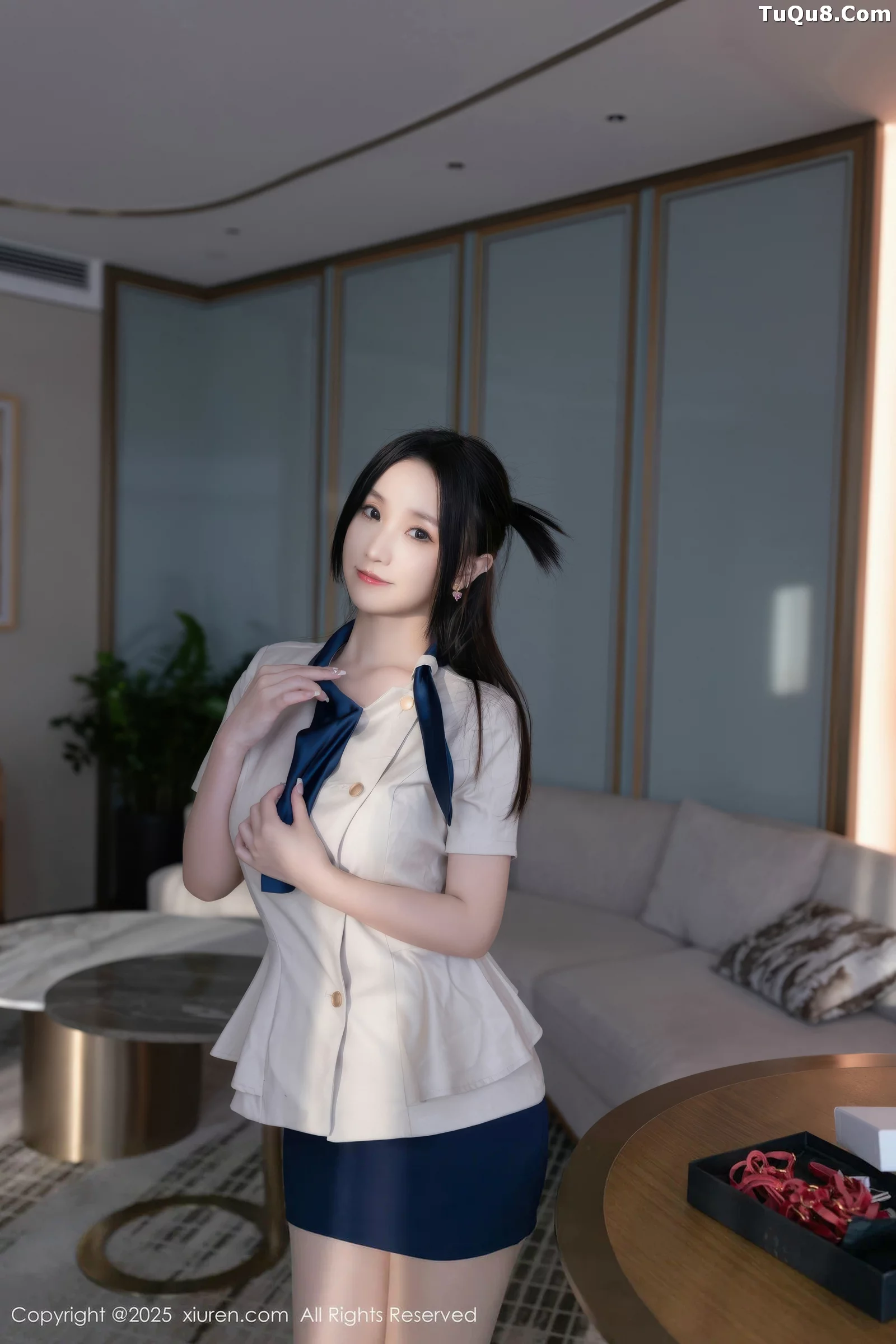 秀人集.com_[XiuRen秀人网]No.10697_模特杏子Yada性感OL服饰配超薄肉丝秀曼妙身姿撩人诱惑写真83P