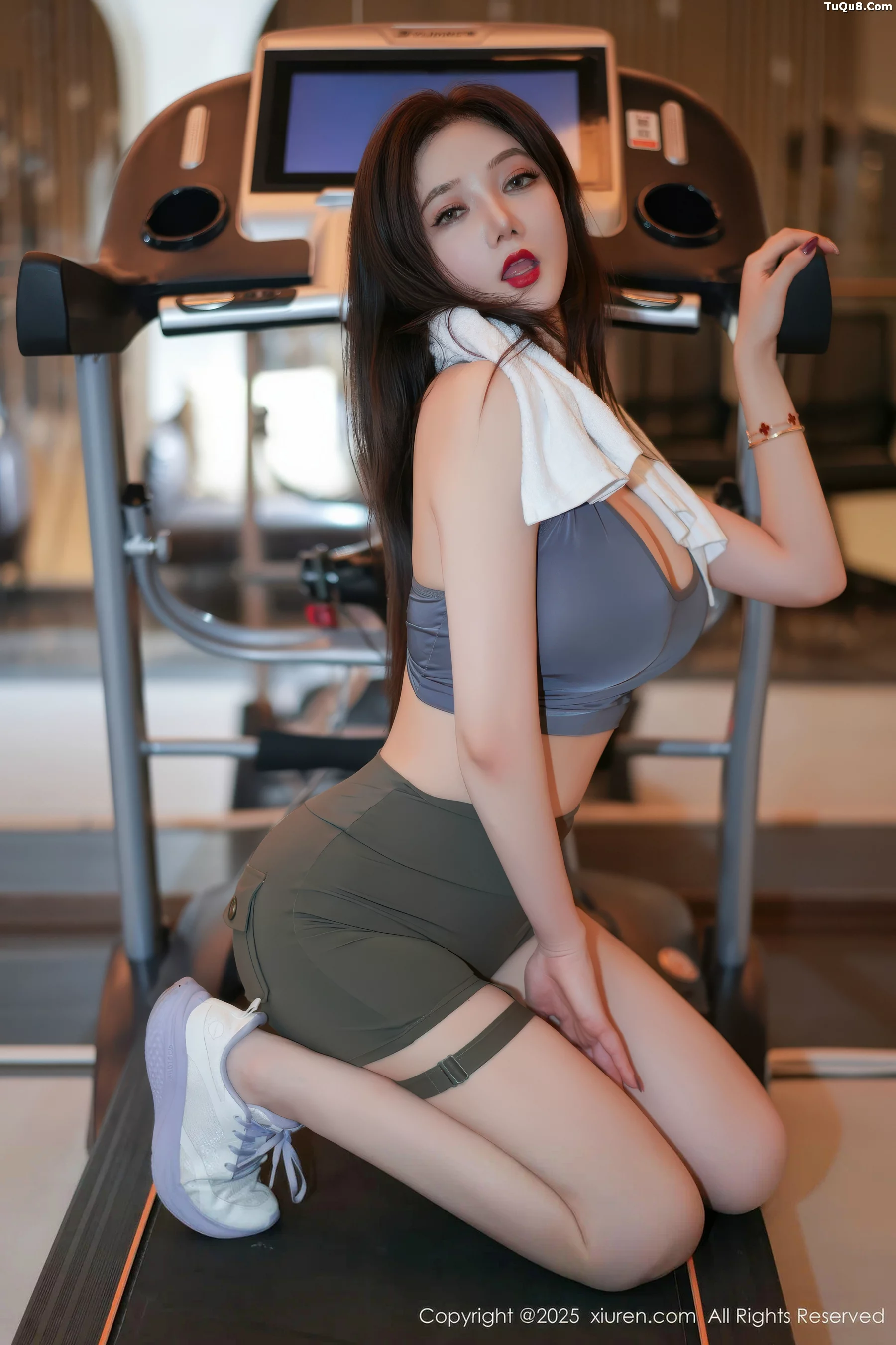 秀人集.com_[XiuRen秀人网]No.10950_女神心妍小公主健身房性感深色运动服秀丰满身材迷人诱惑写真52P