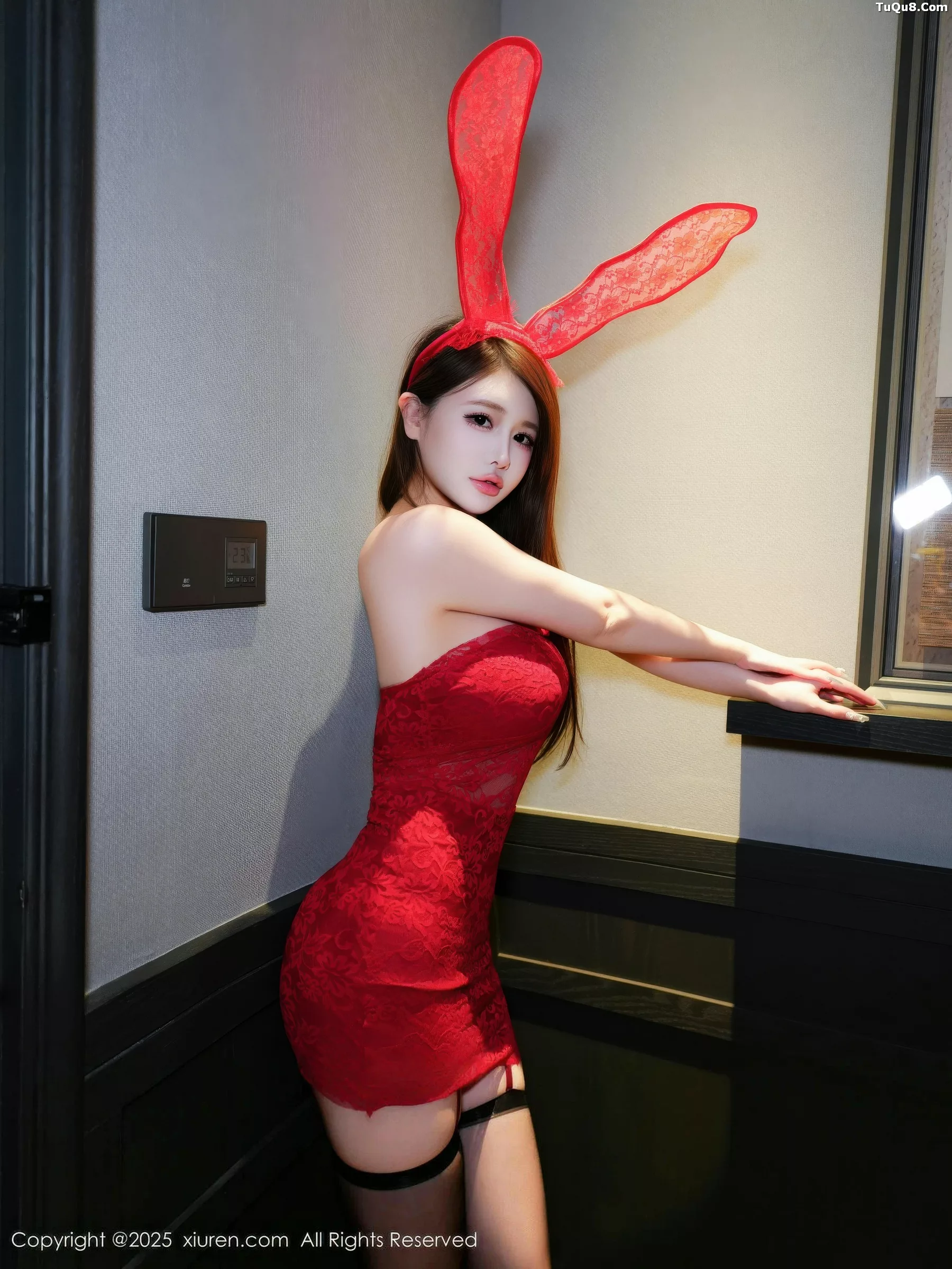 秀人集.com_[XiuRen秀人网]No.10907_模特甜妮性感红色缕空短裙配超薄黑丝秀丰腴曼妙身材诱惑写真73P